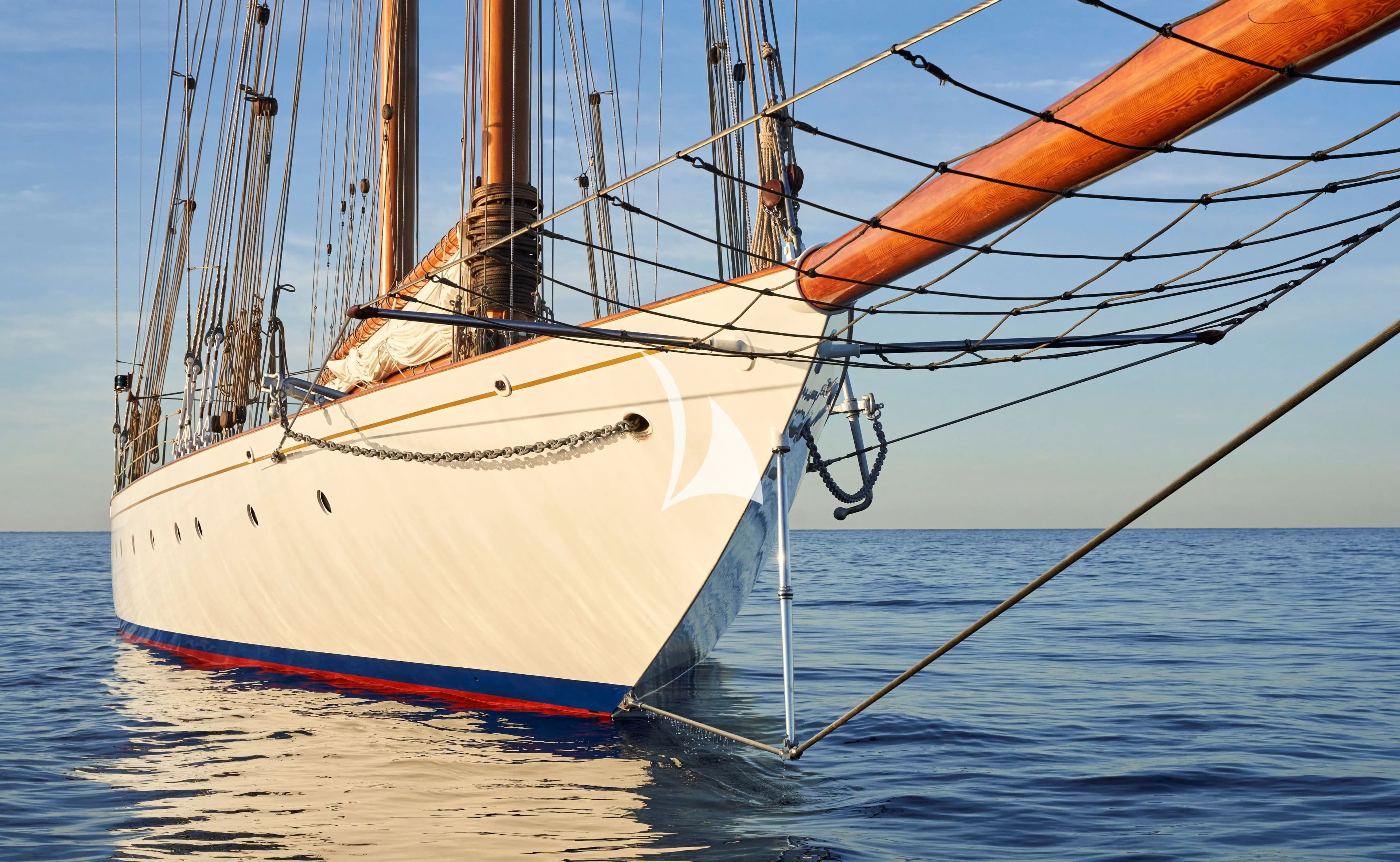 ELENA of LONDON – Exterior