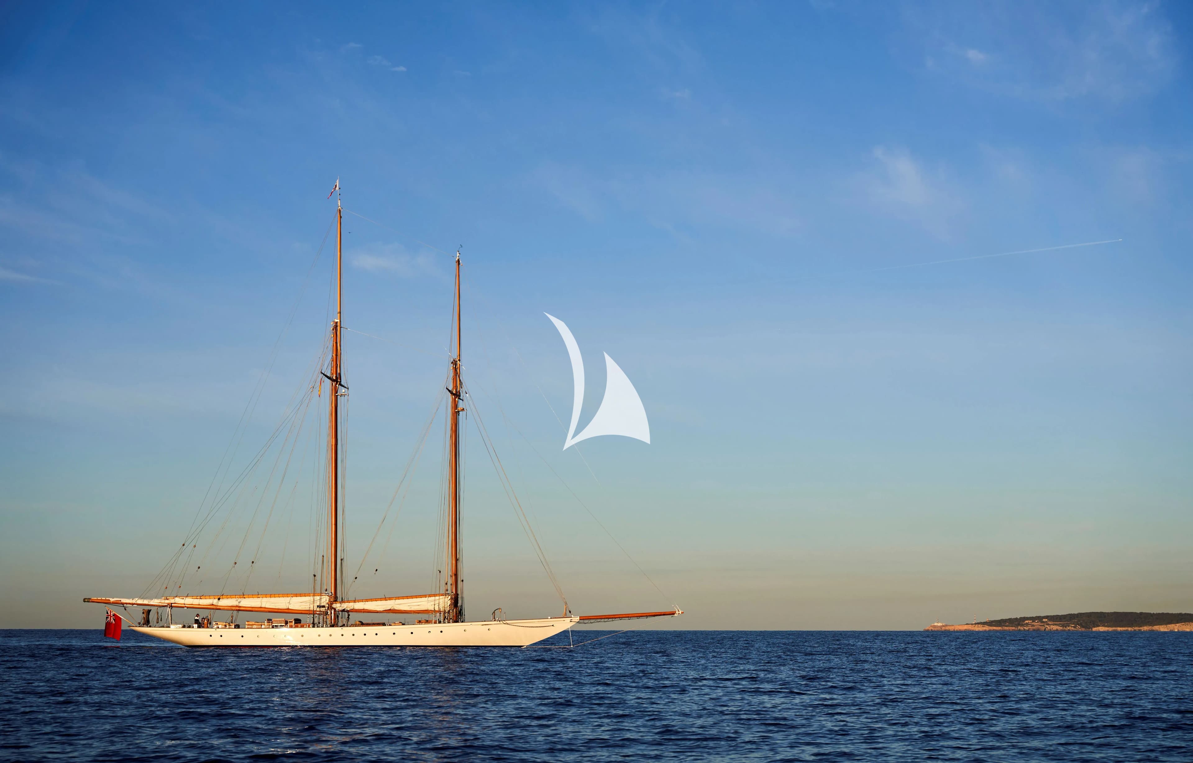 ELENA of LONDON – Exterior