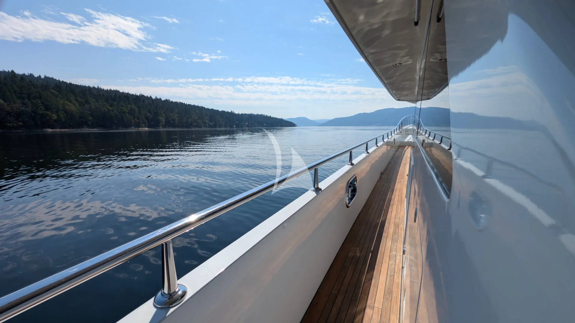 A GREAT ESCAPE – Exterior