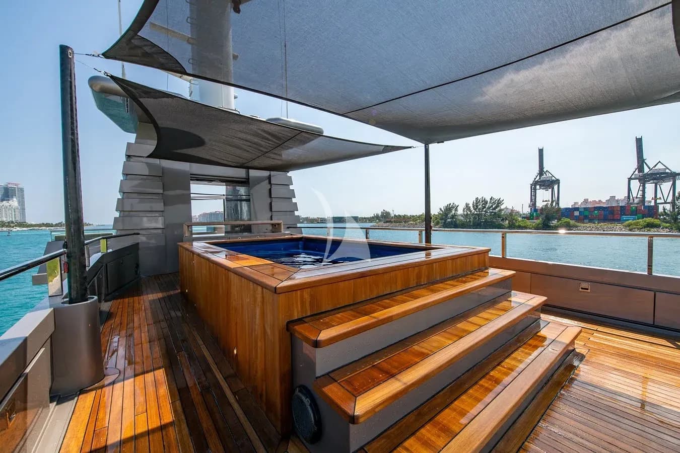 MIZU – Exterior