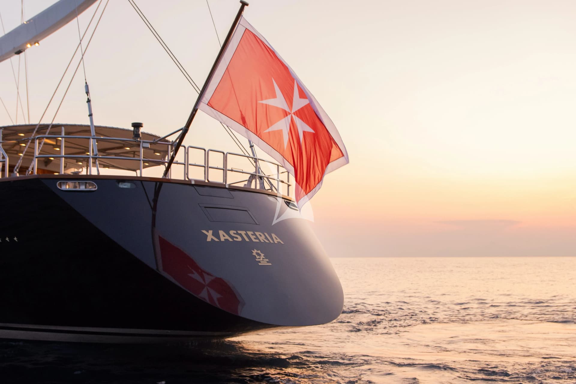 XASTERIA – Exterior
