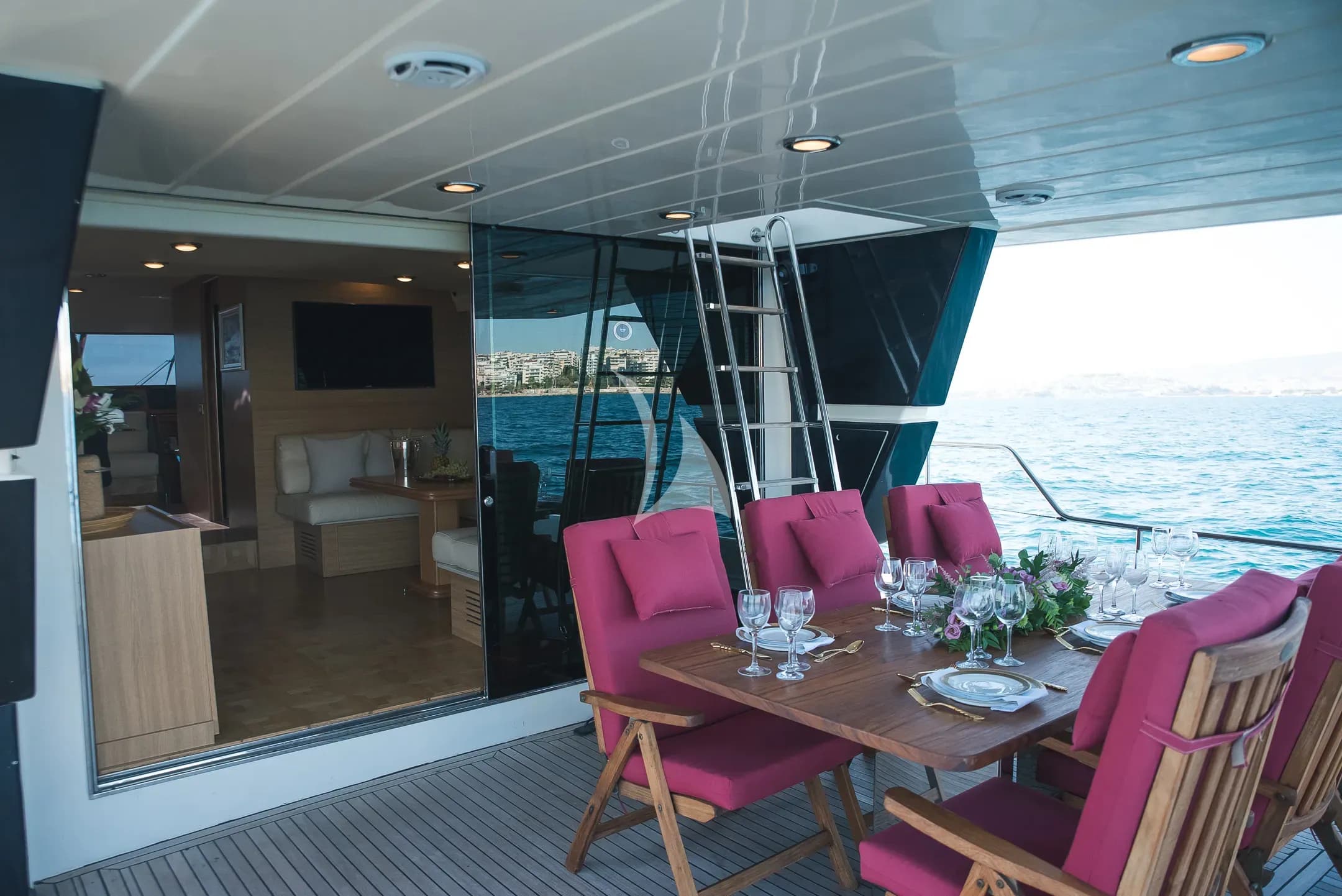 TEMPTATION – Exterior