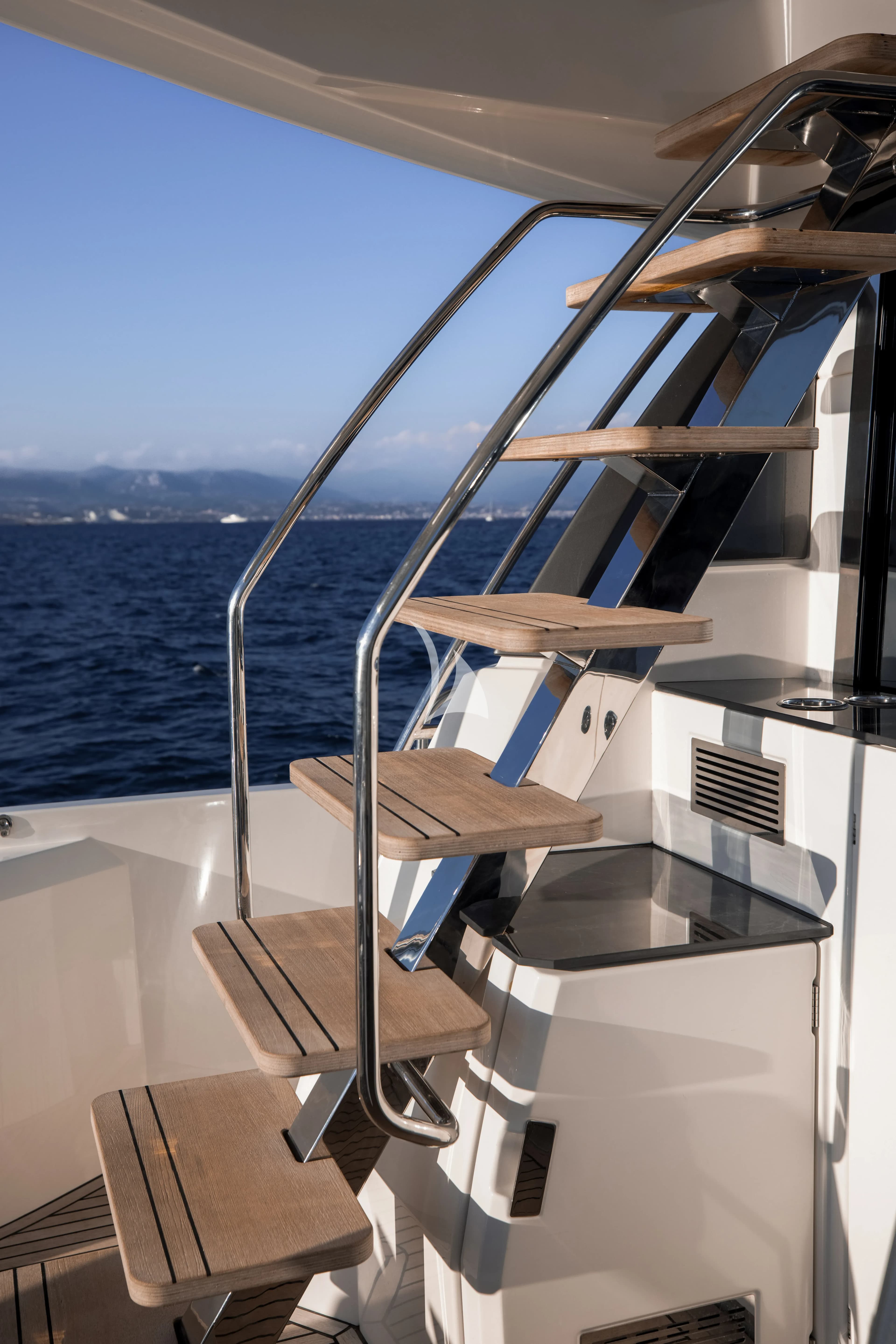 ROMY ONE – Exterior
