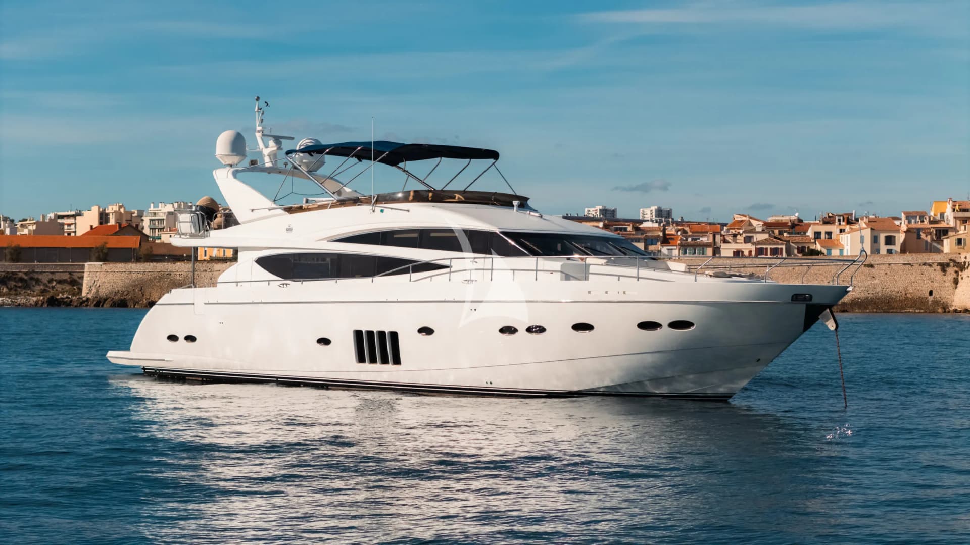 KUMBA IV – Exterior