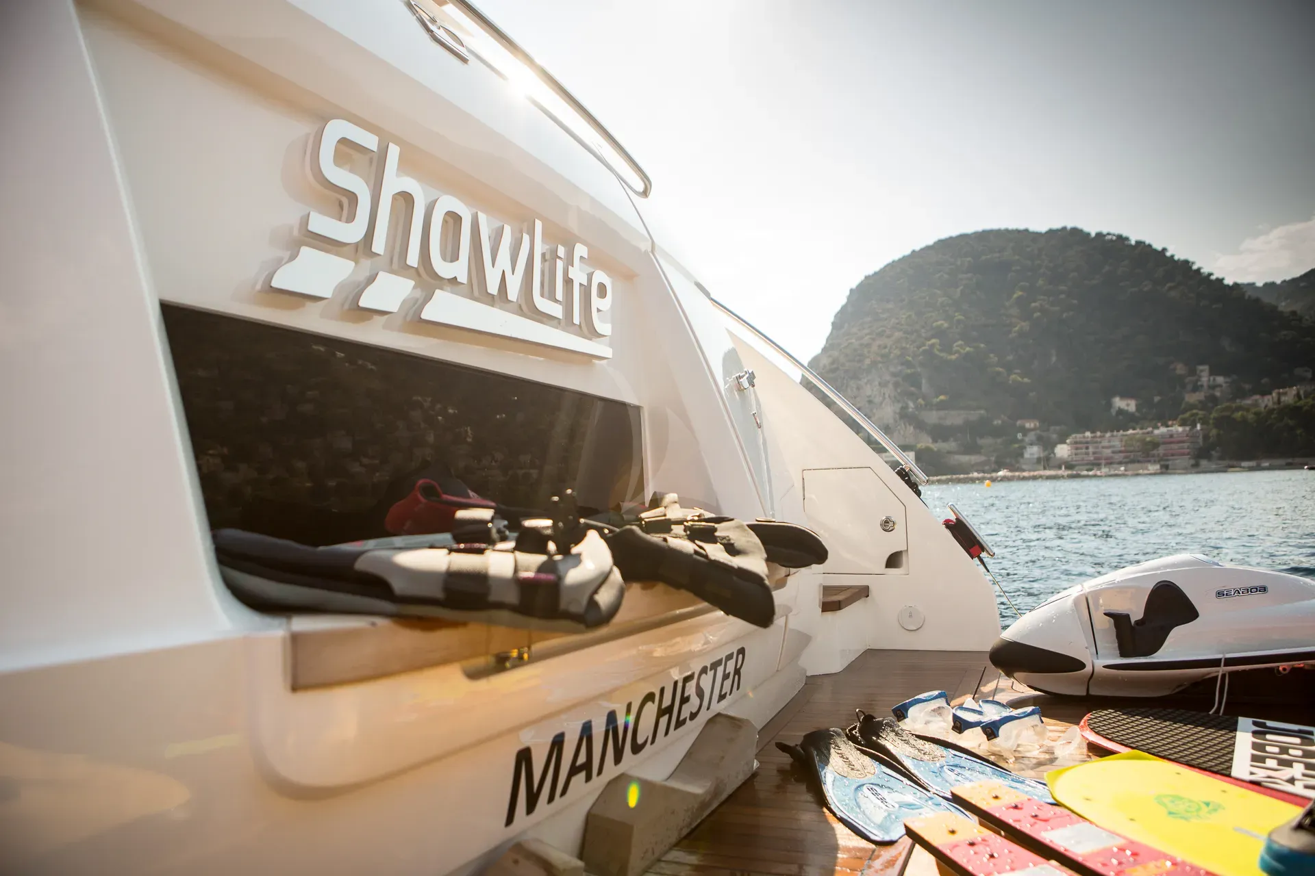 ShawLife – Exterior