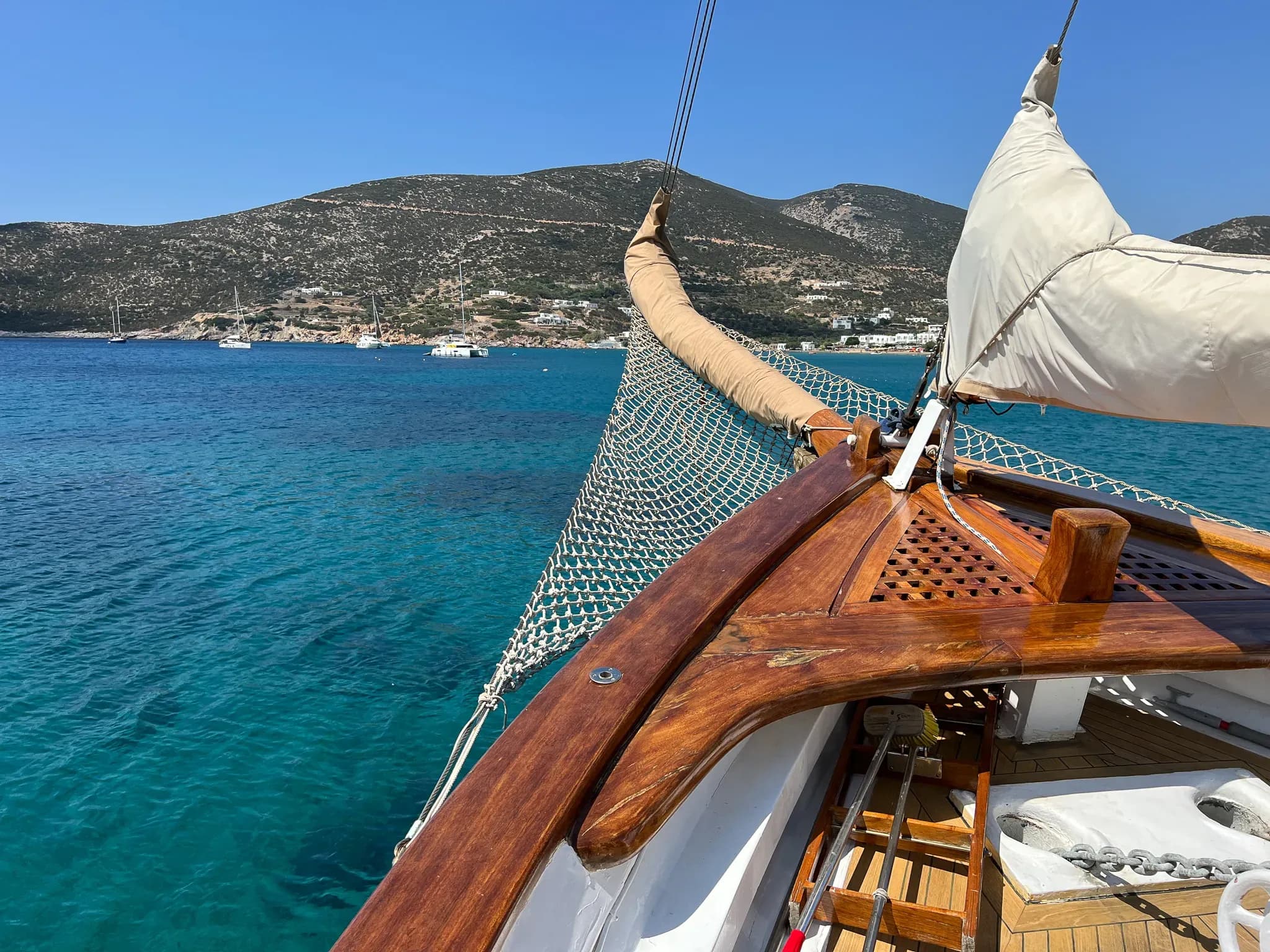 Aphrodite – Exterior