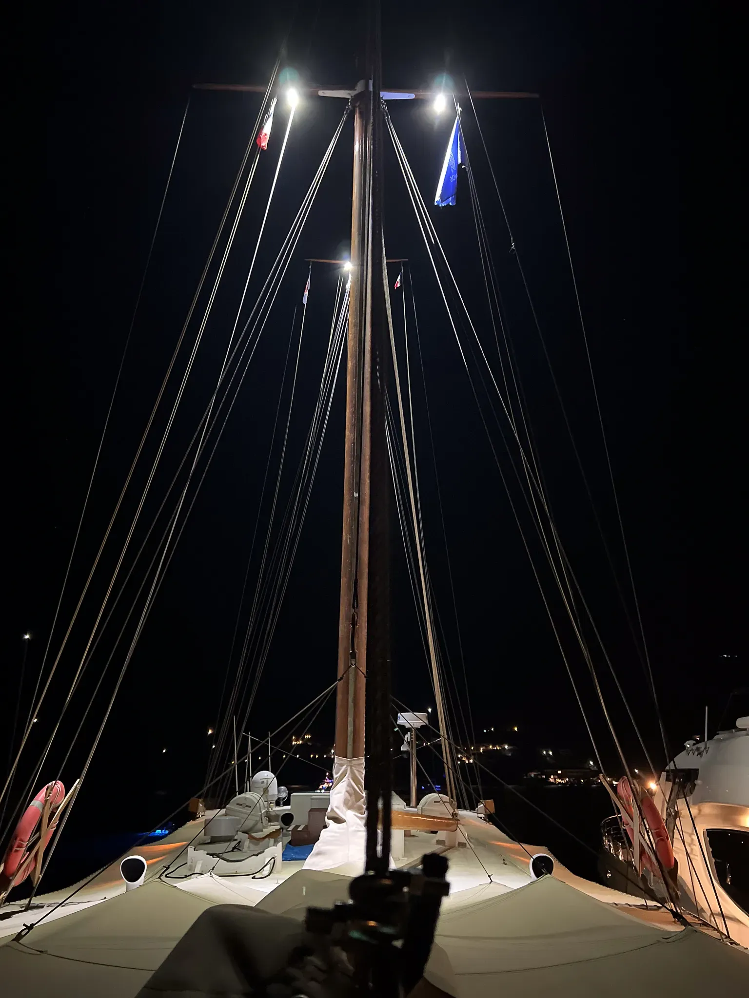Aphrodite – Exterior