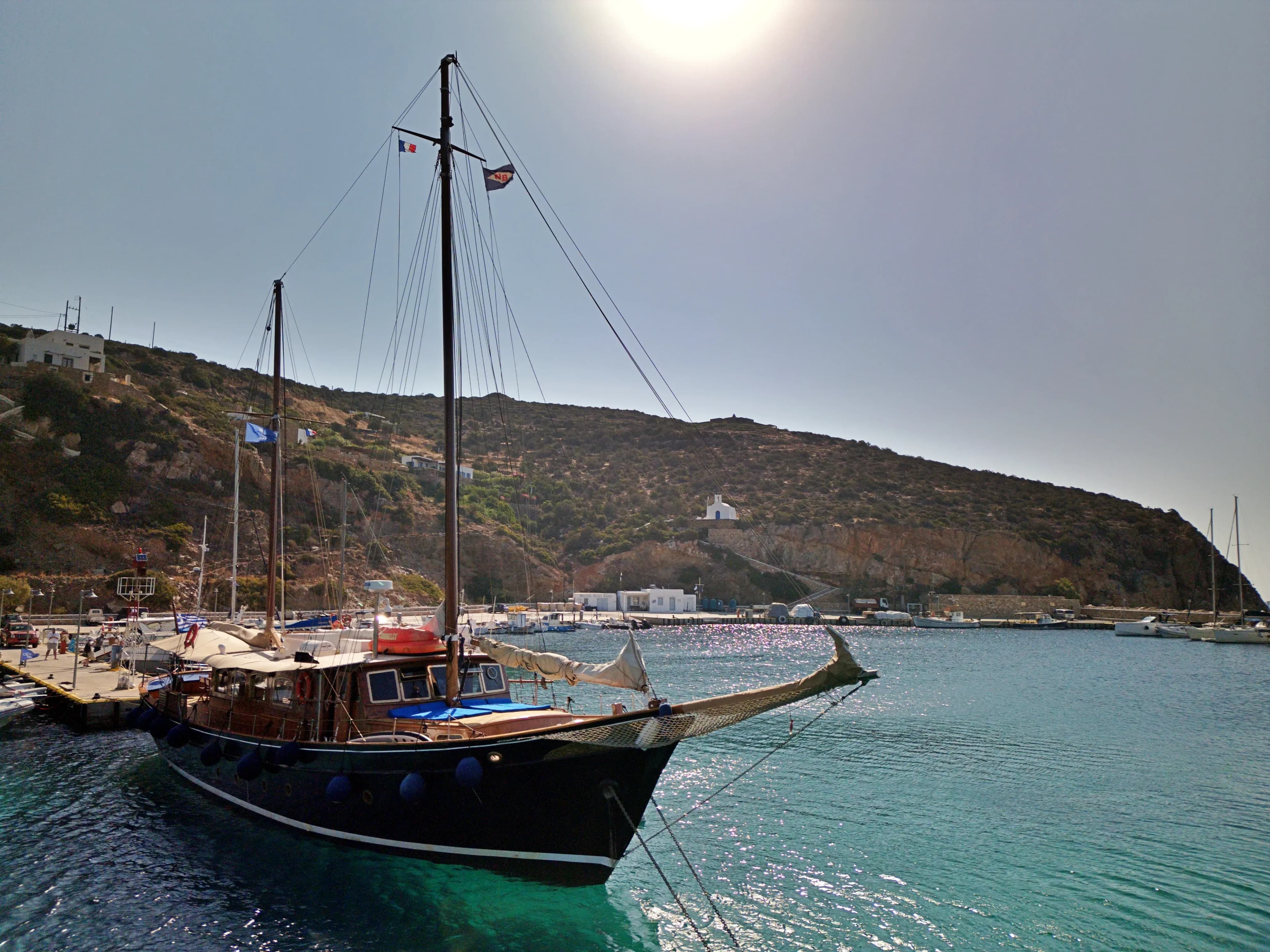 Aphrodite – Exterior