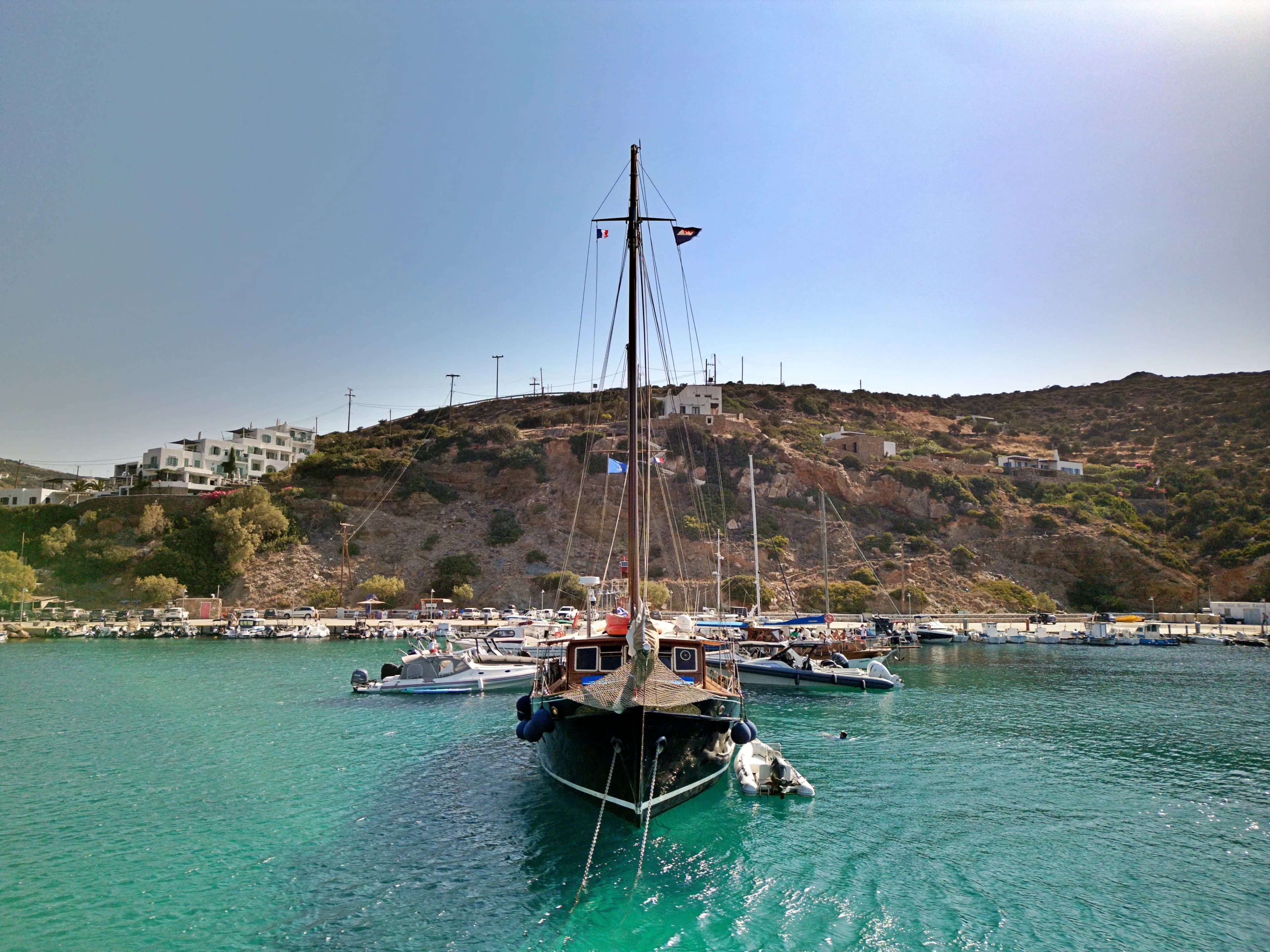 Aphrodite – Exterior
