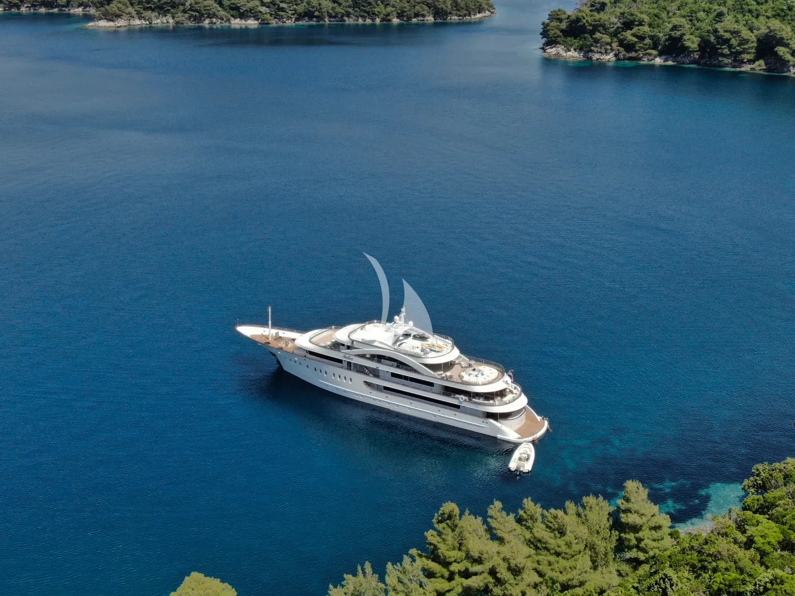 M/Y ANTHEA – Exterior