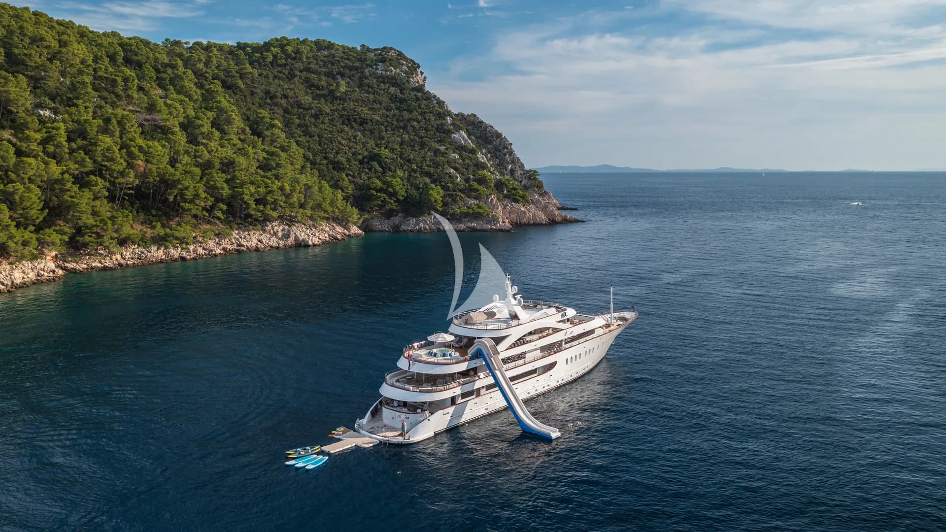 M/Y ANTHEA – Exterior