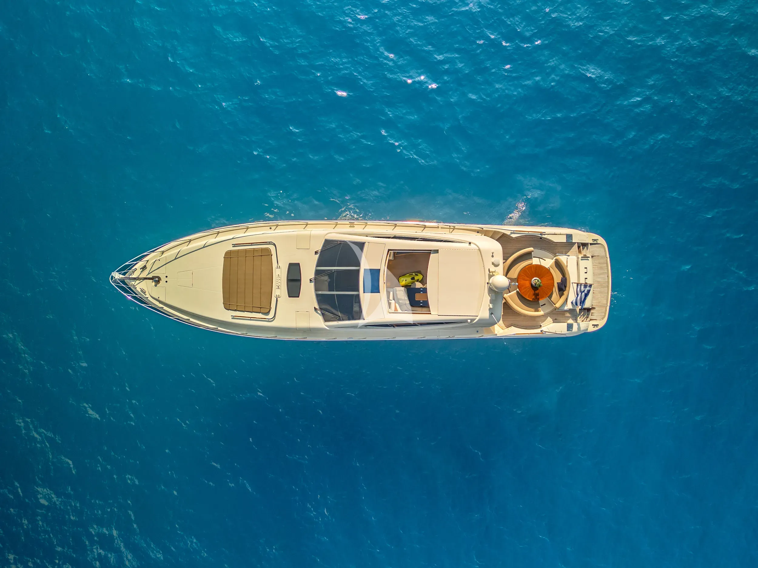 SEA U – Exterior