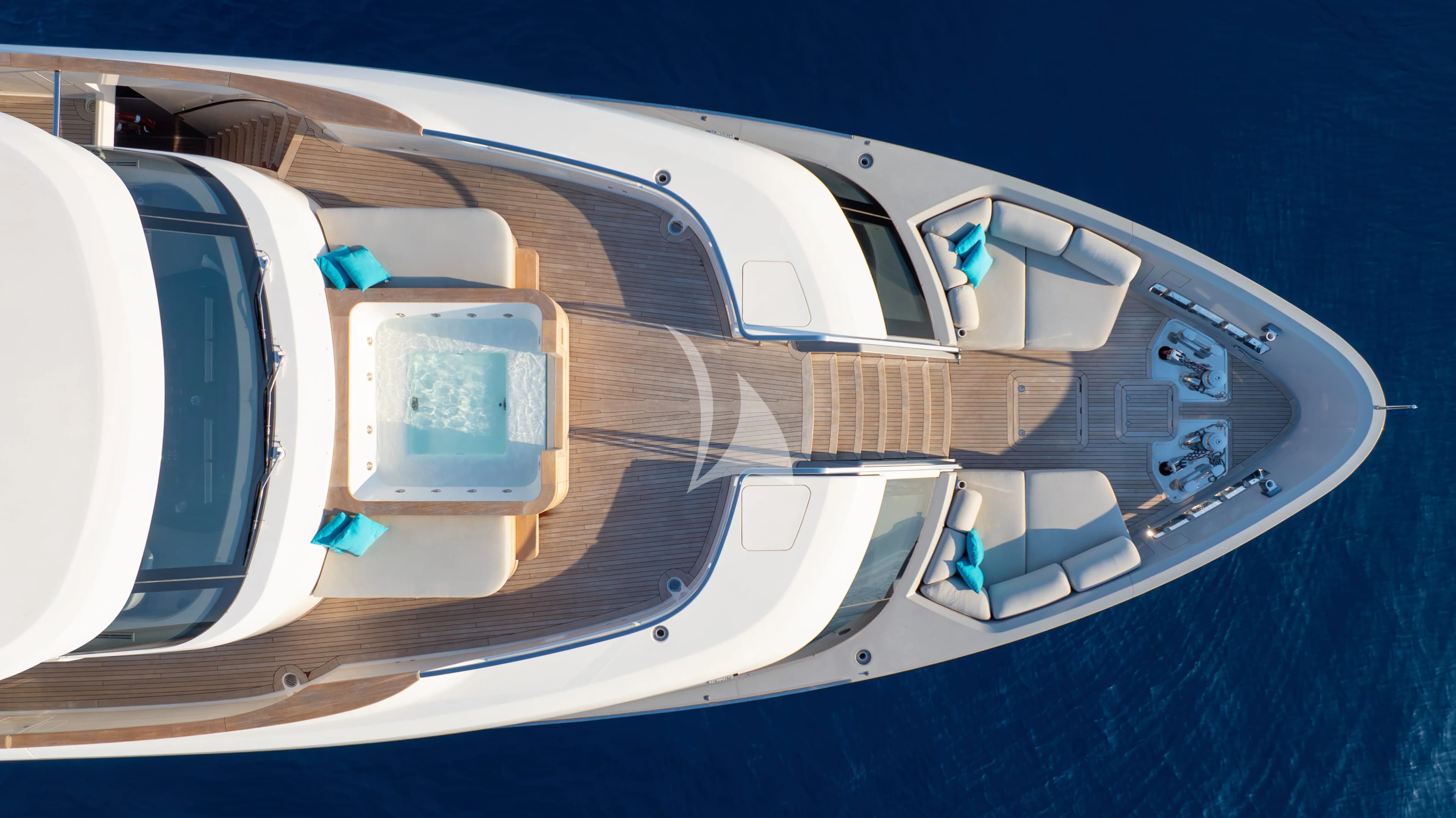 A.M | Sanlorenzo SD96 – Exterior