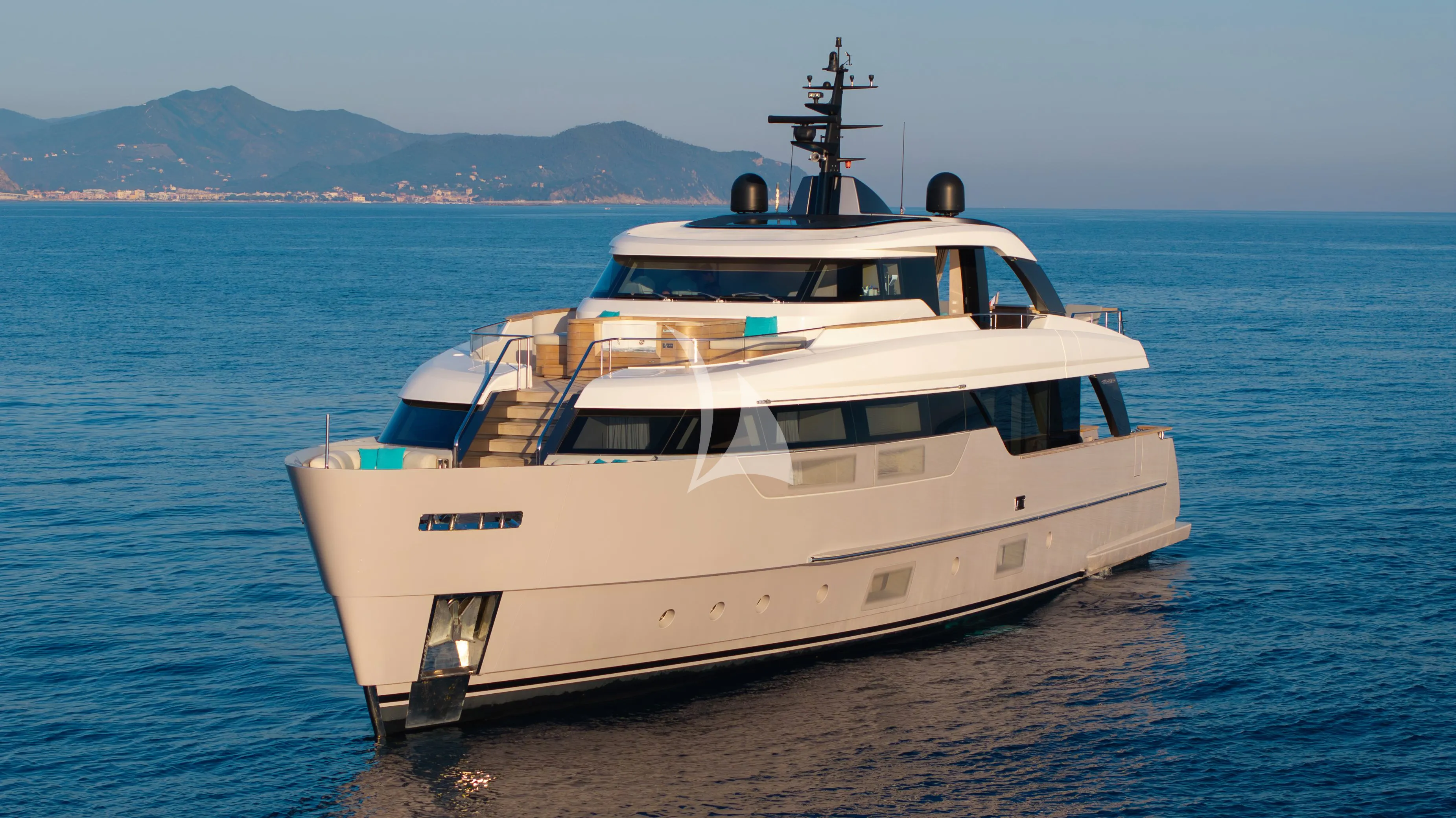 A.M | Sanlorenzo SD96 – Exterior
