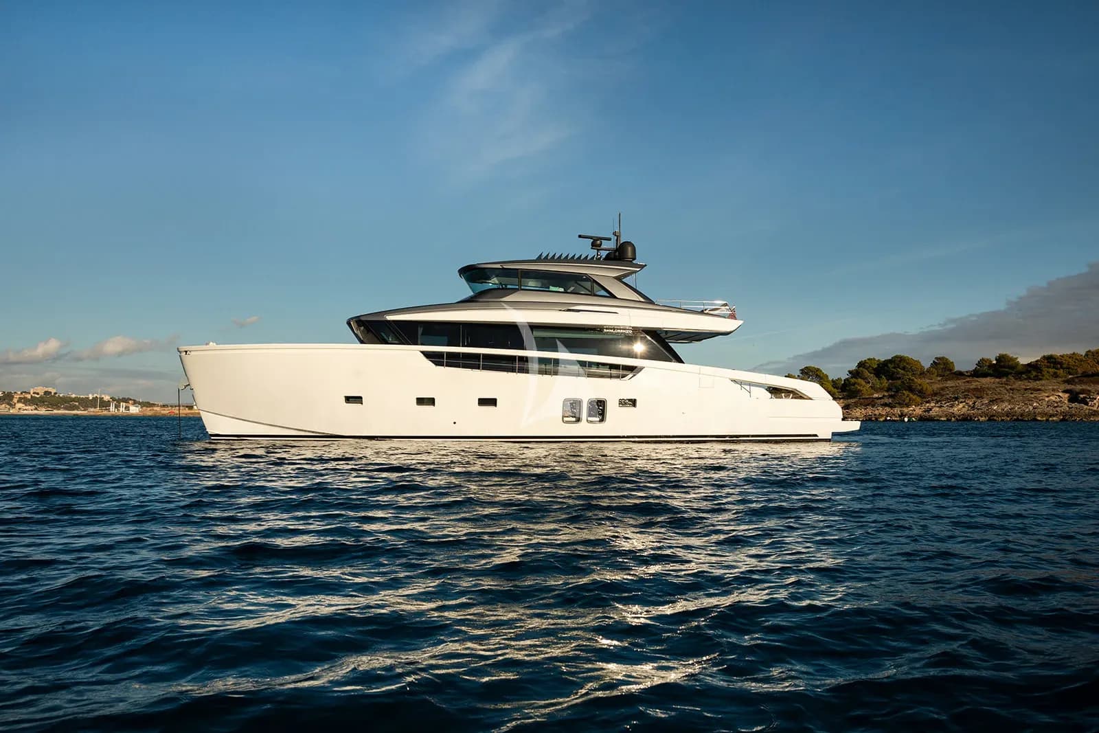 CLOUD IX – Exterior