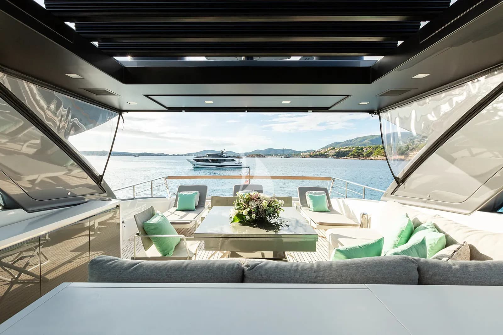 CLOUD IX – Exterior