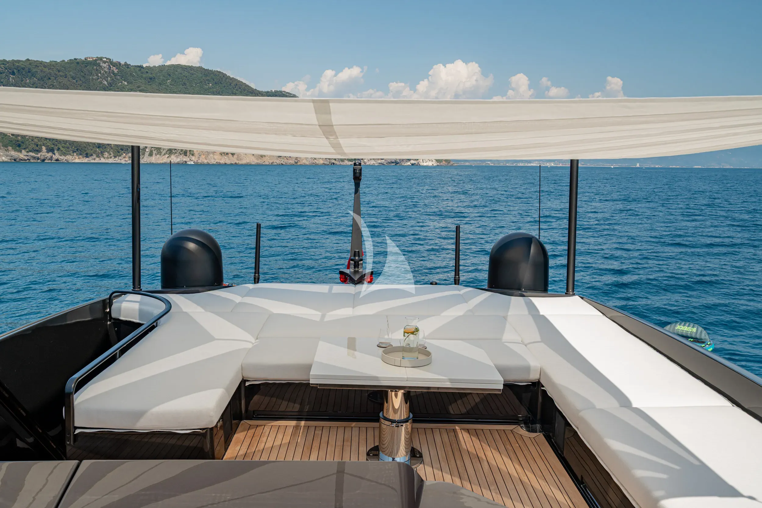 FORZA QUIETA – Exterior