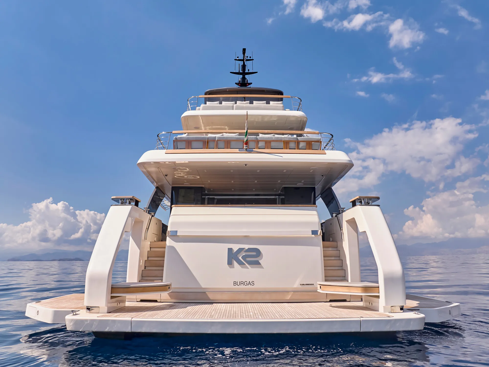 K2 – Exterior