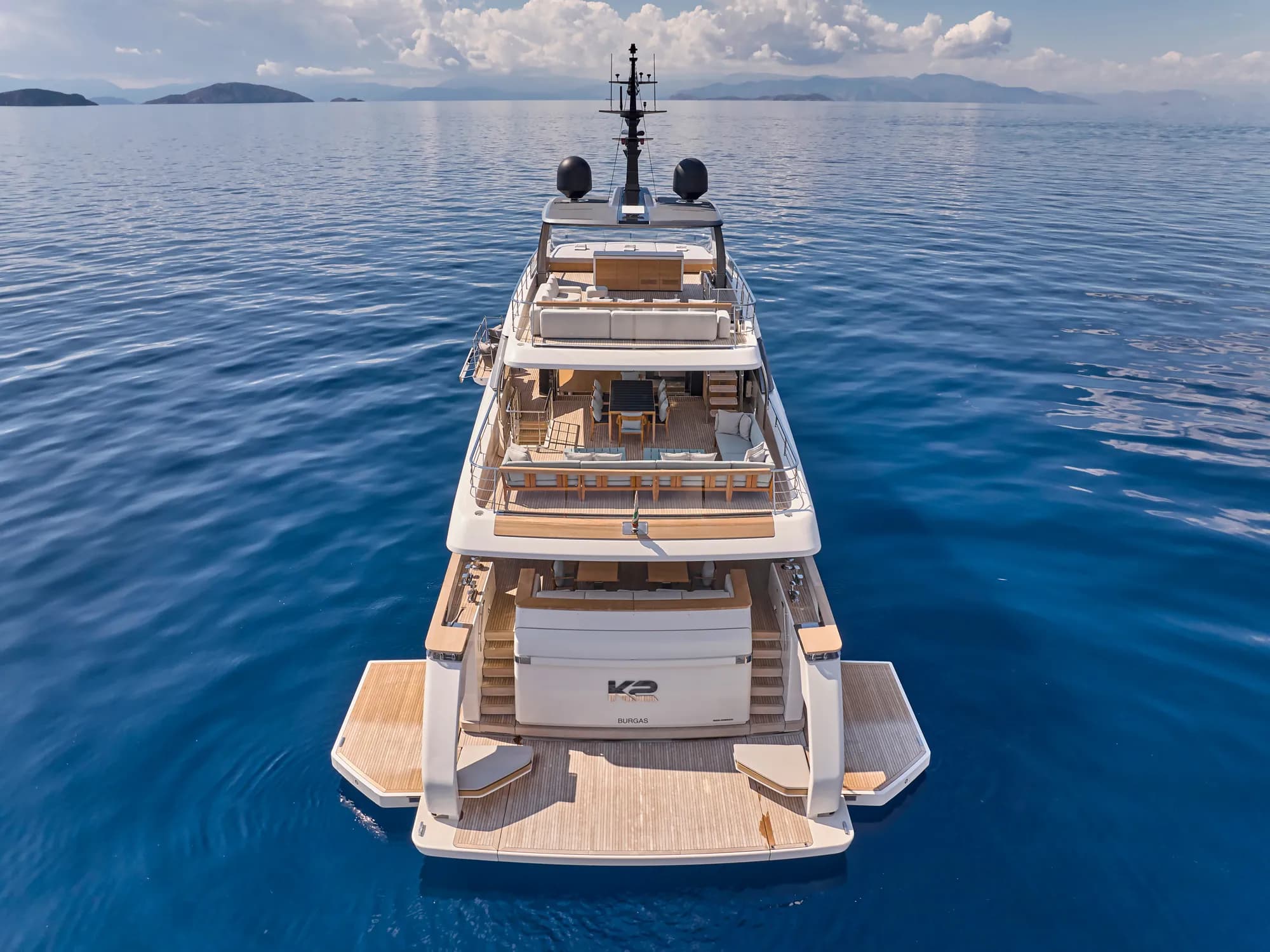 K2 – Exterior