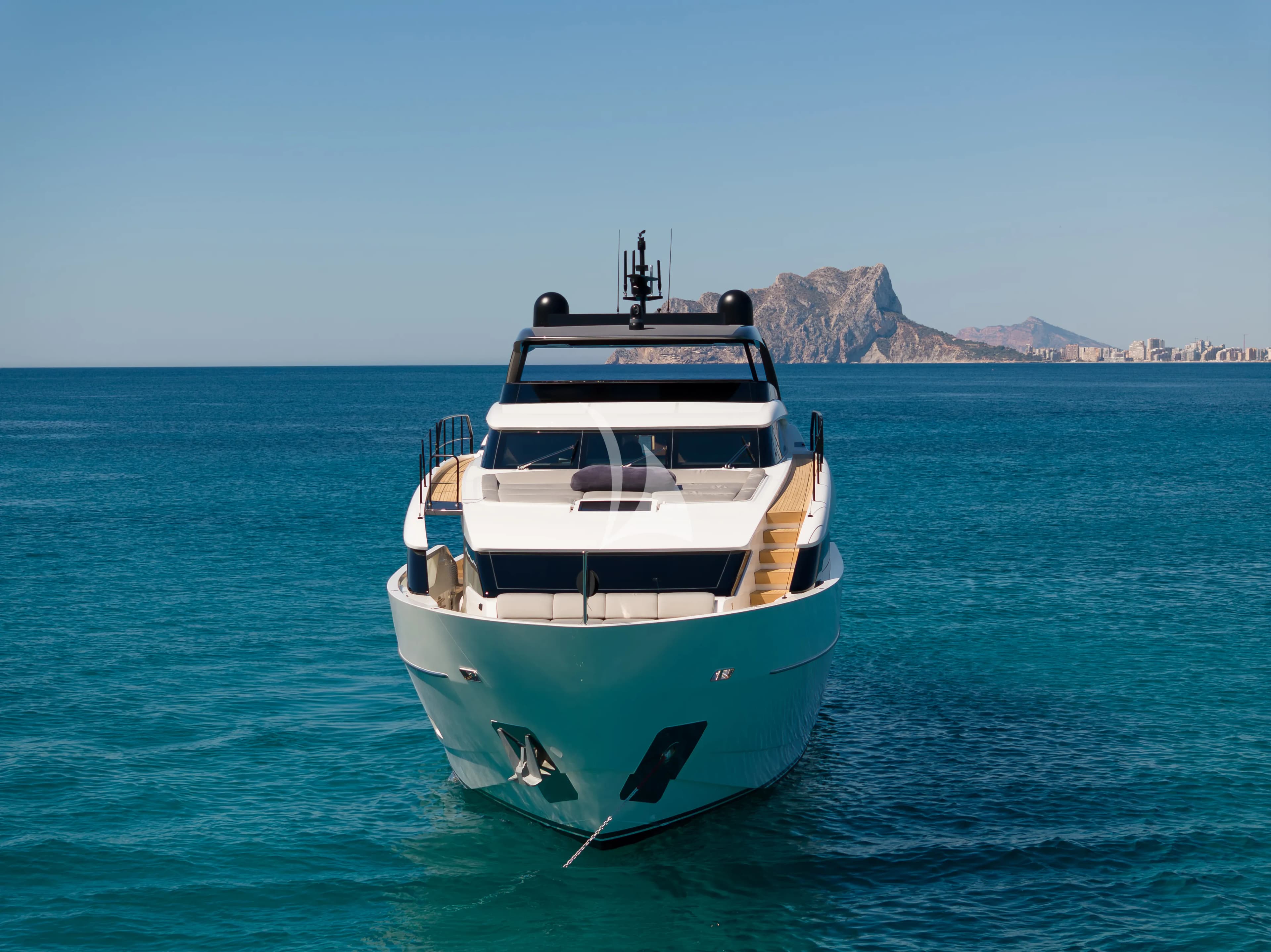 MICHISAN – Exterior