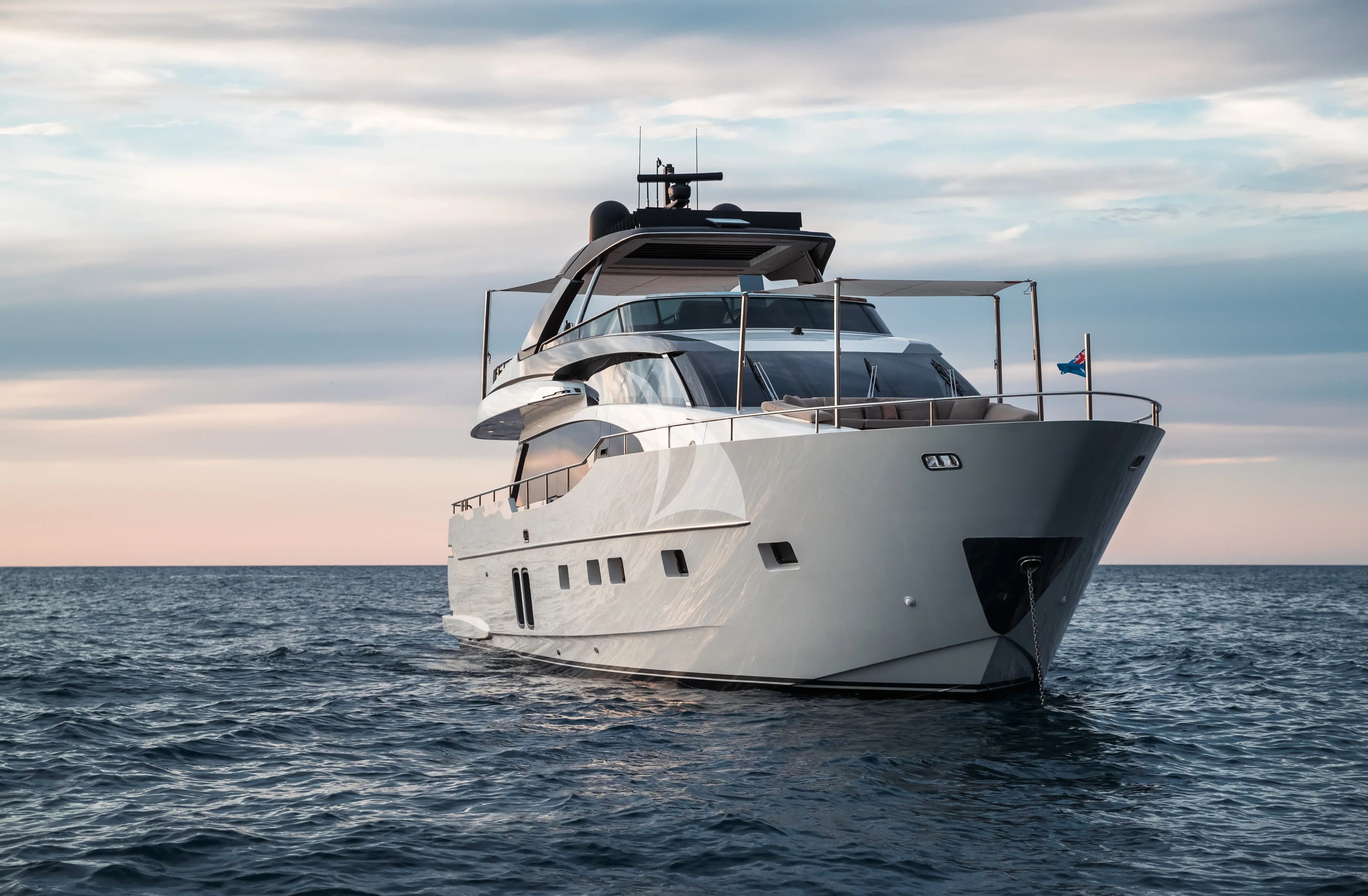 MOONSHOT – Exterior