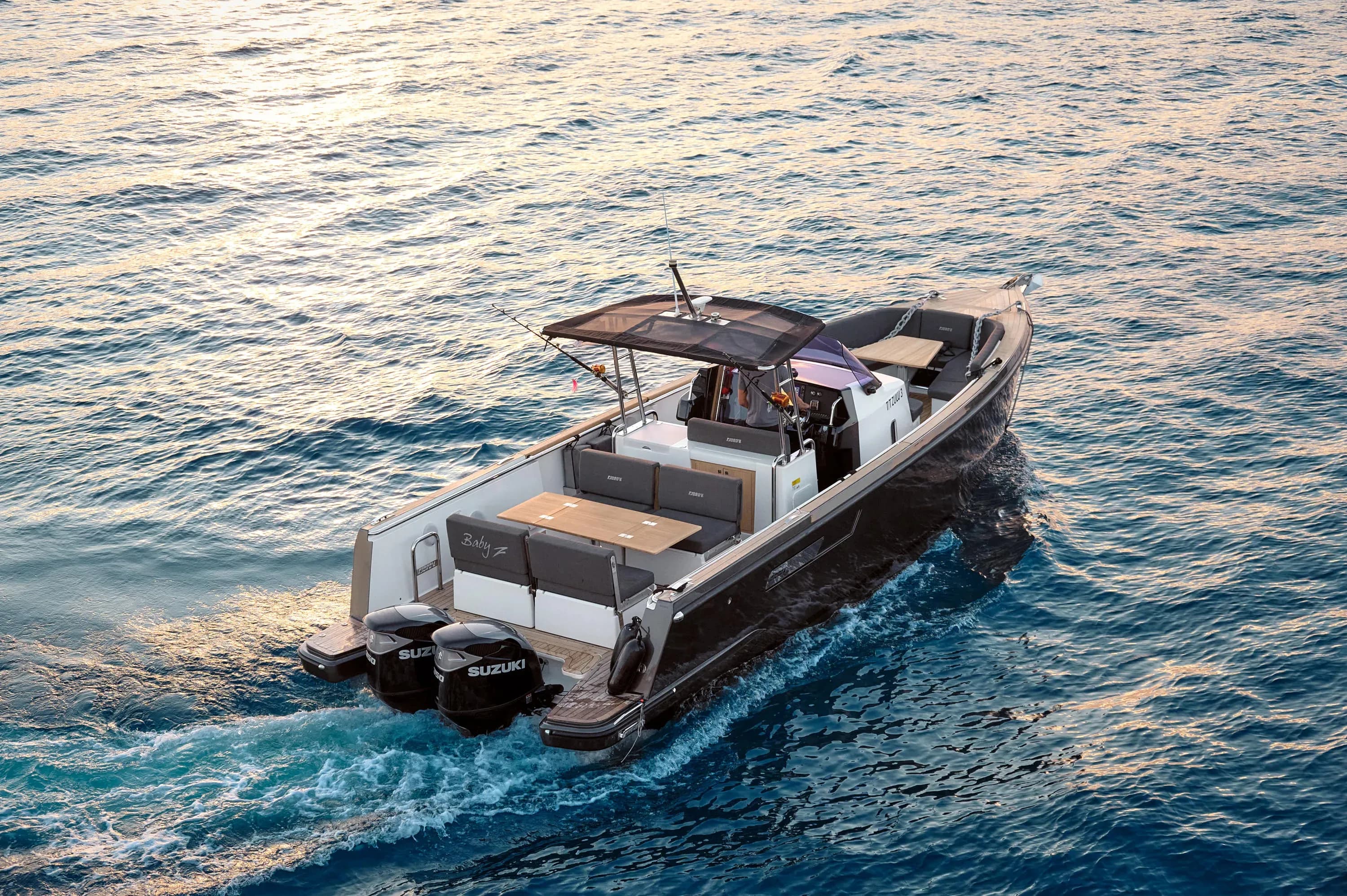 ZULU 3 – Exterior