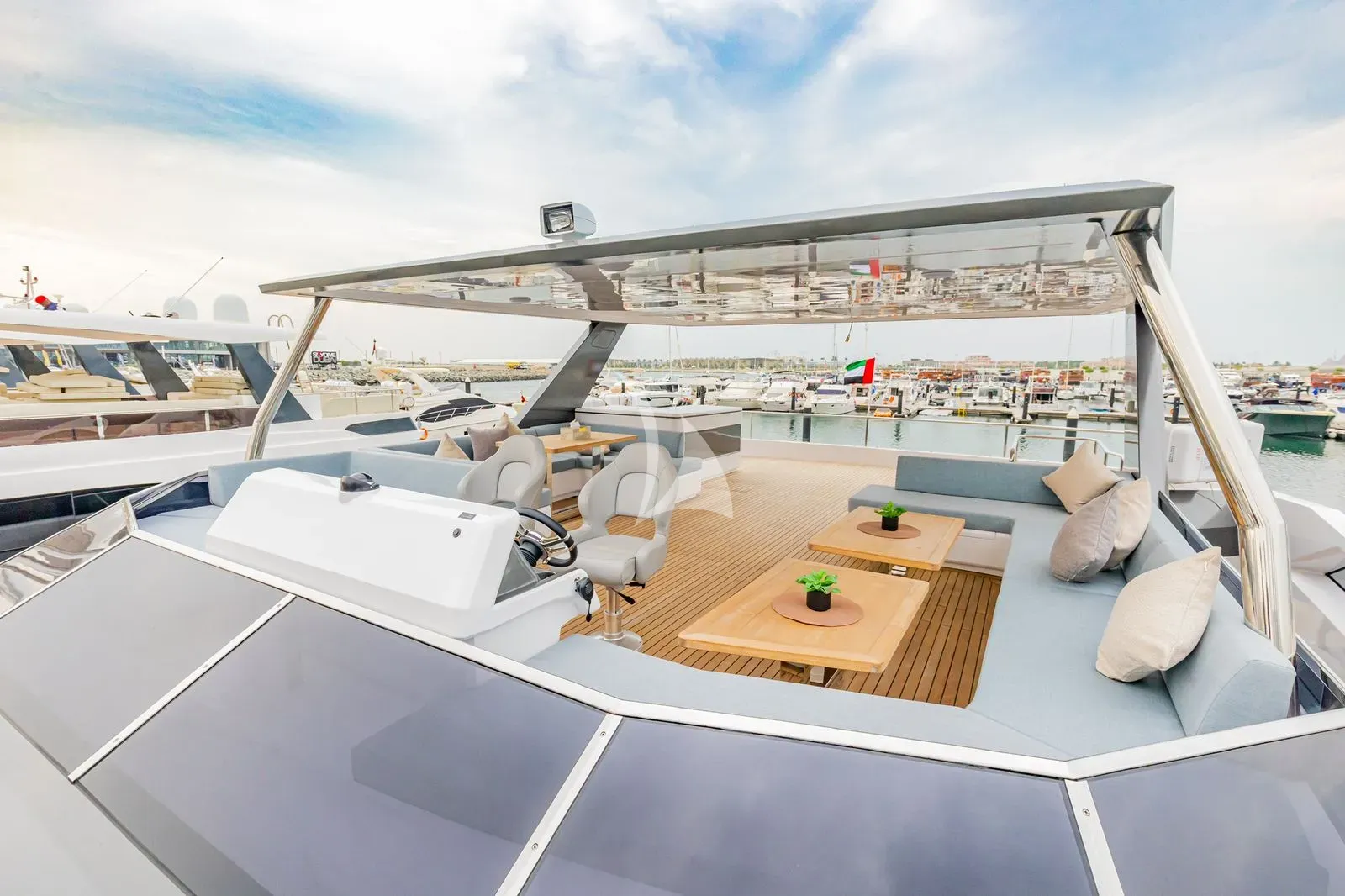 Infinity – Exterior