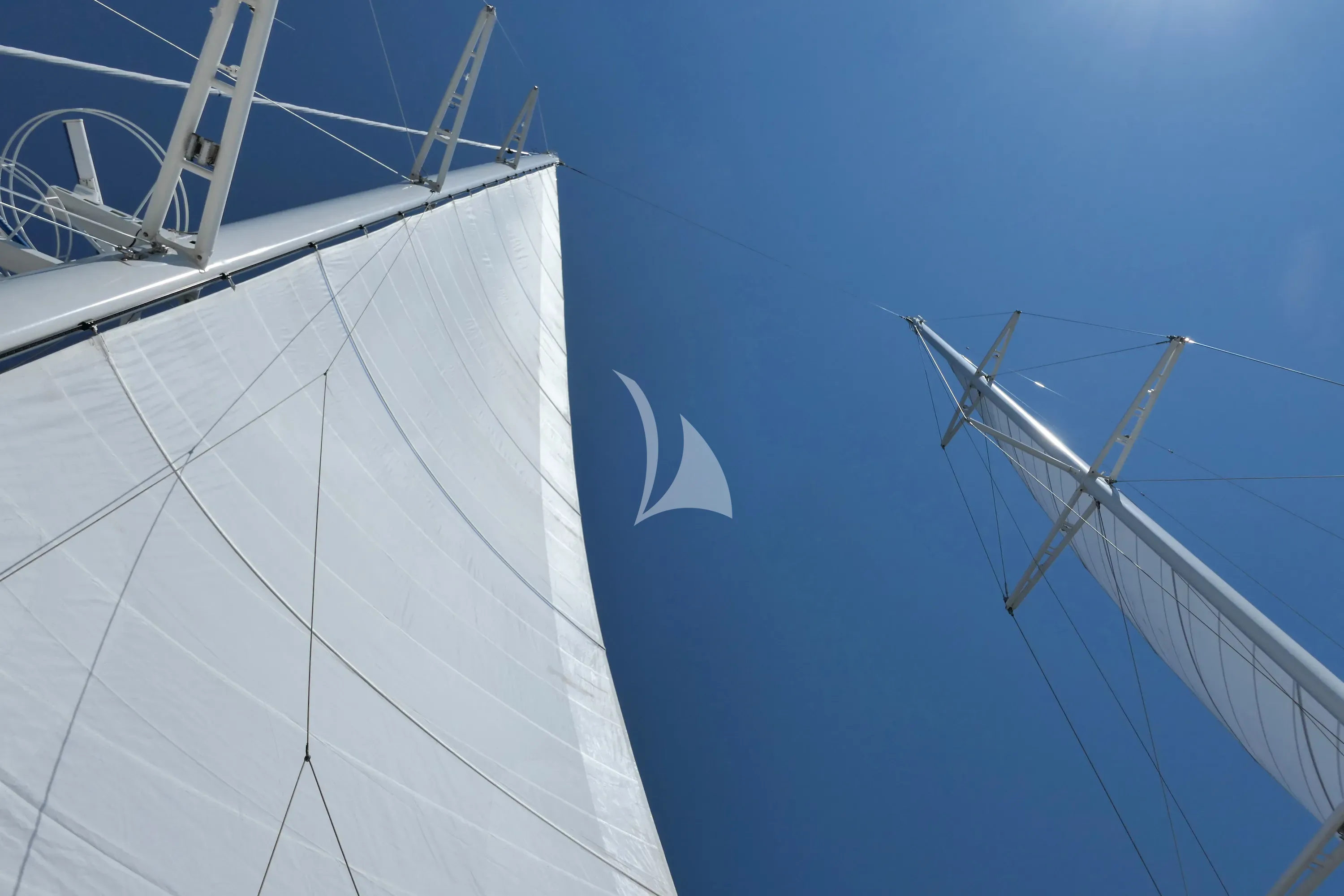 LE PONANT – Exterior