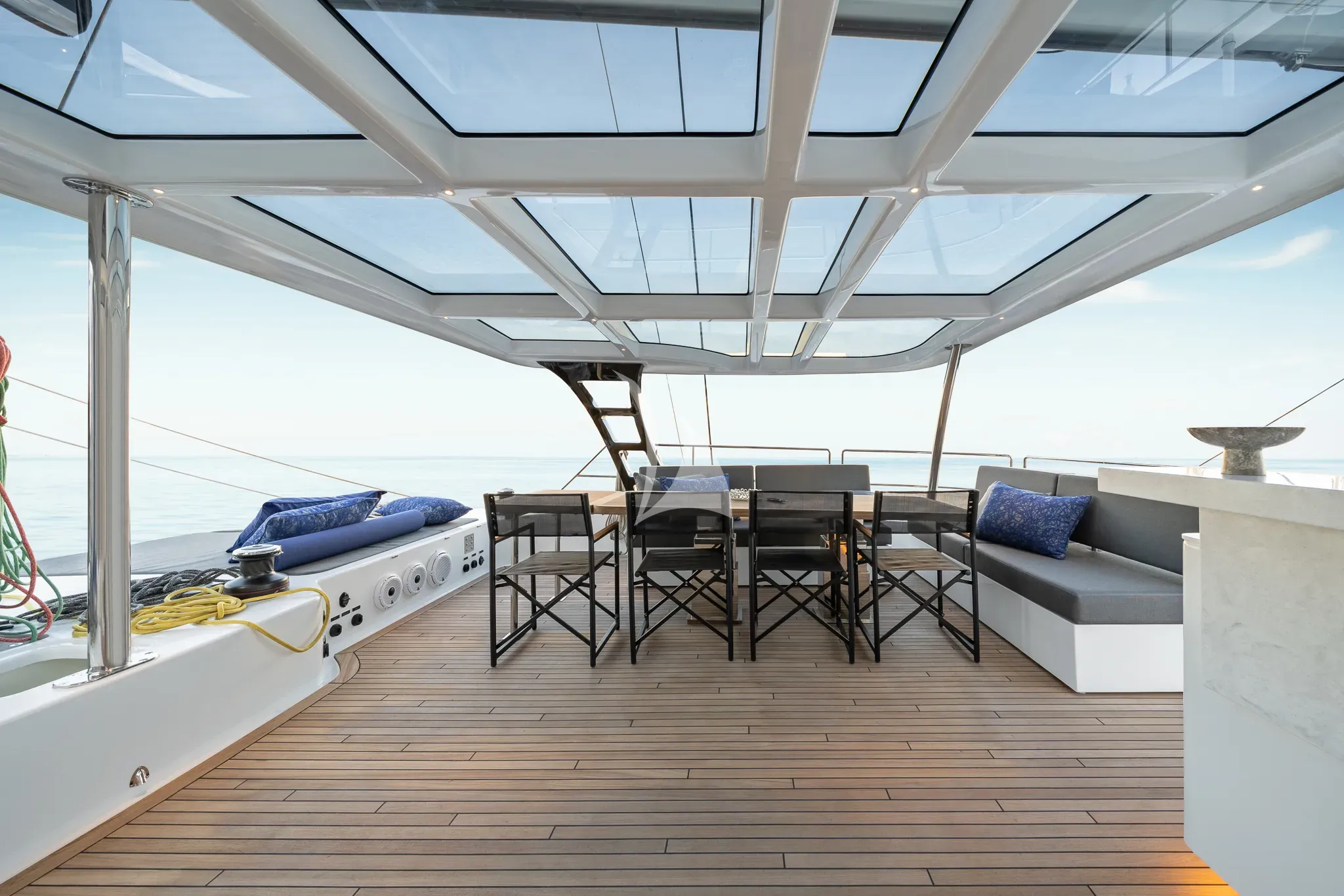 ADARA NEXT – Exterior