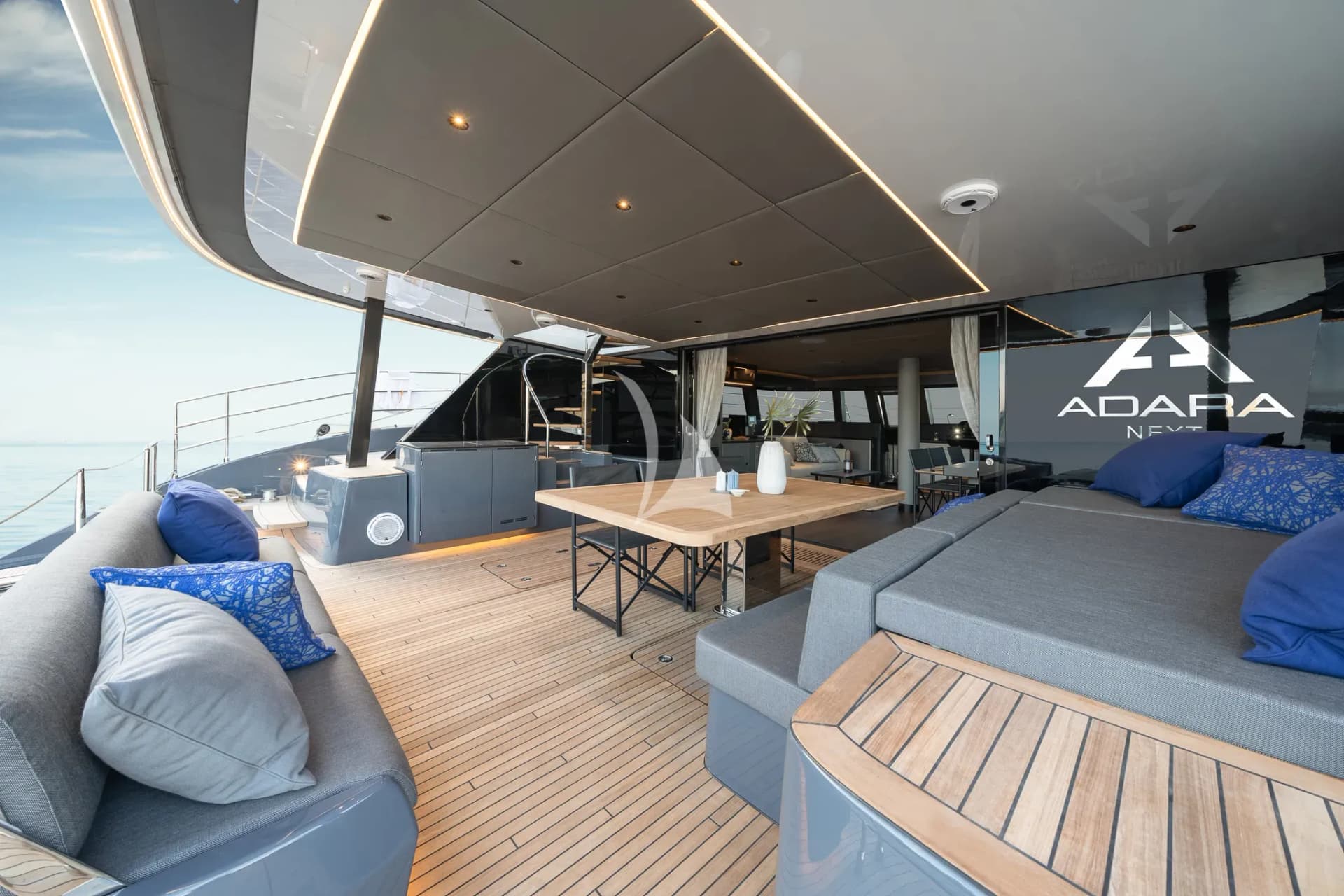ADARA NEXT – Exterior