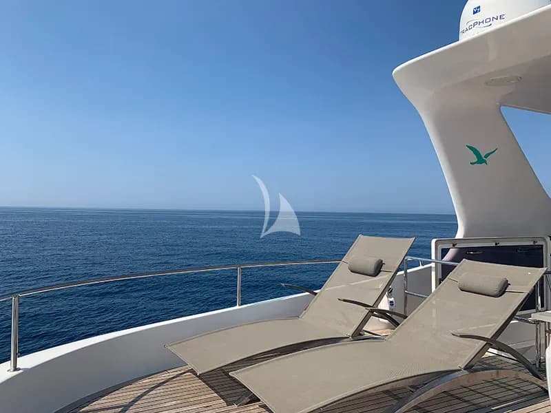 SKYLARK – Exterior