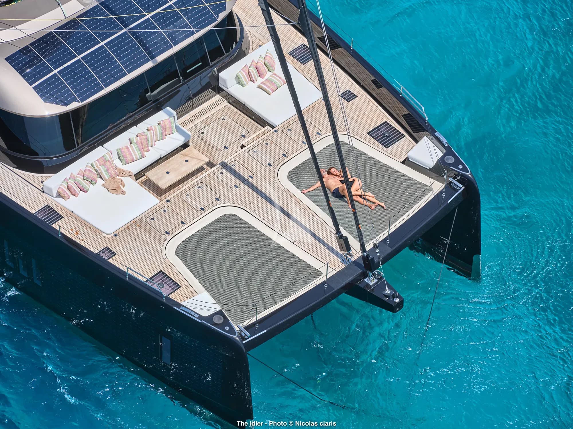 The Idler – Exterior