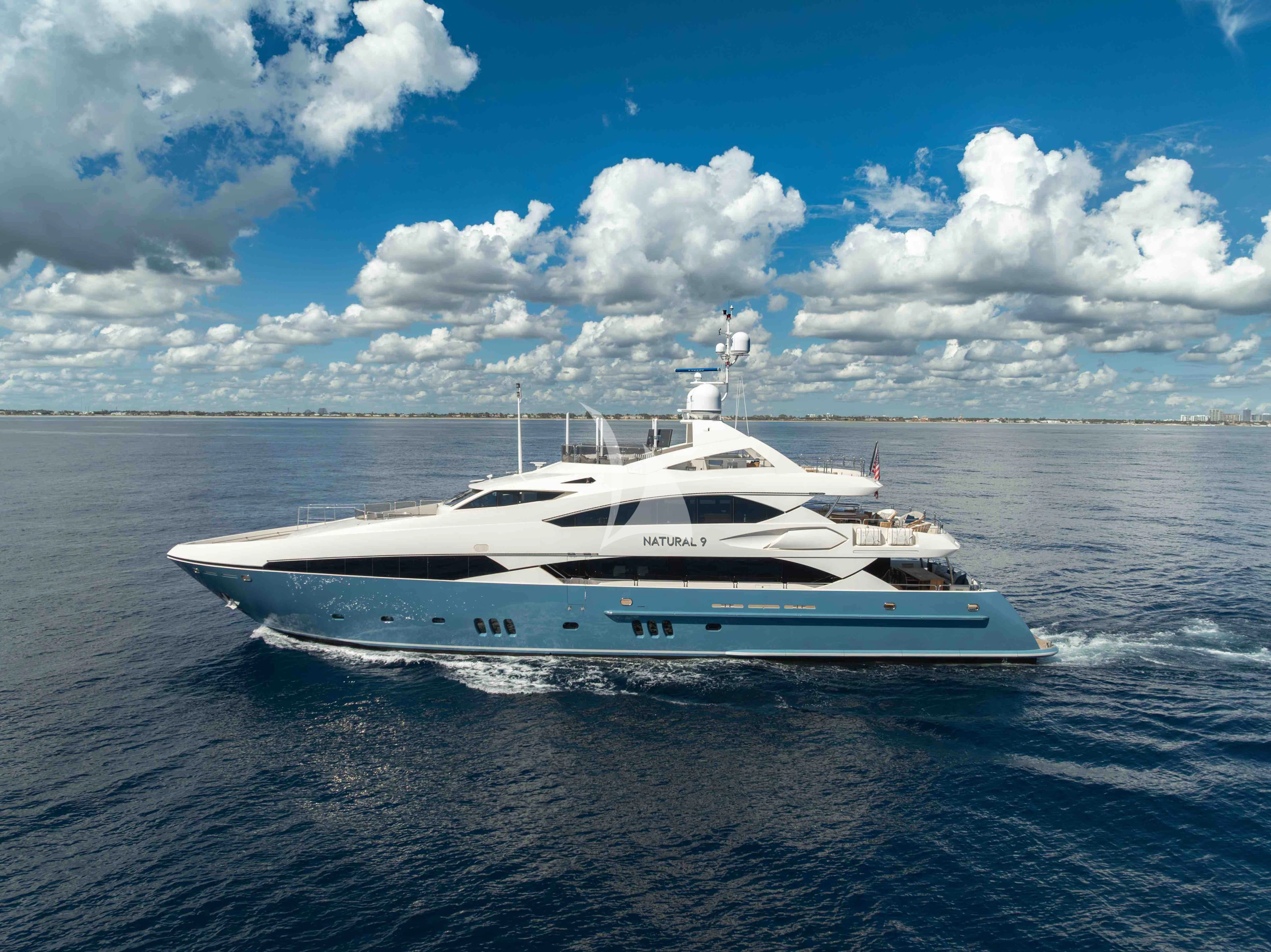 NATURAL 9 – Exterior