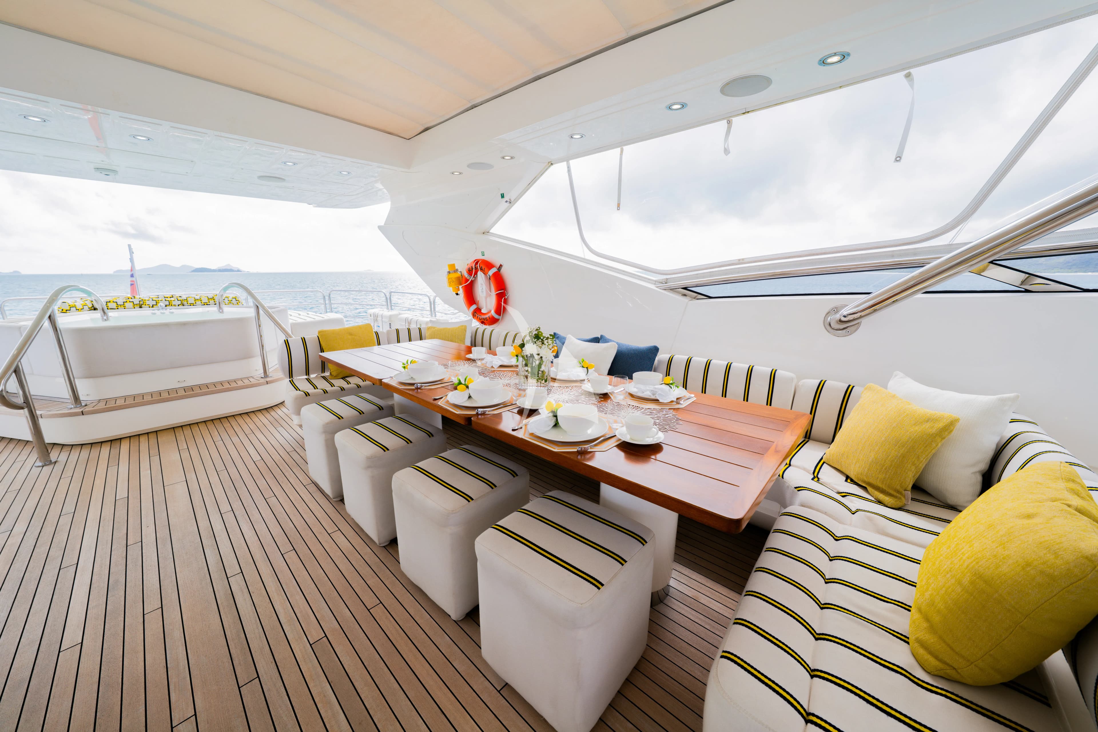 RASCAL – Exterior