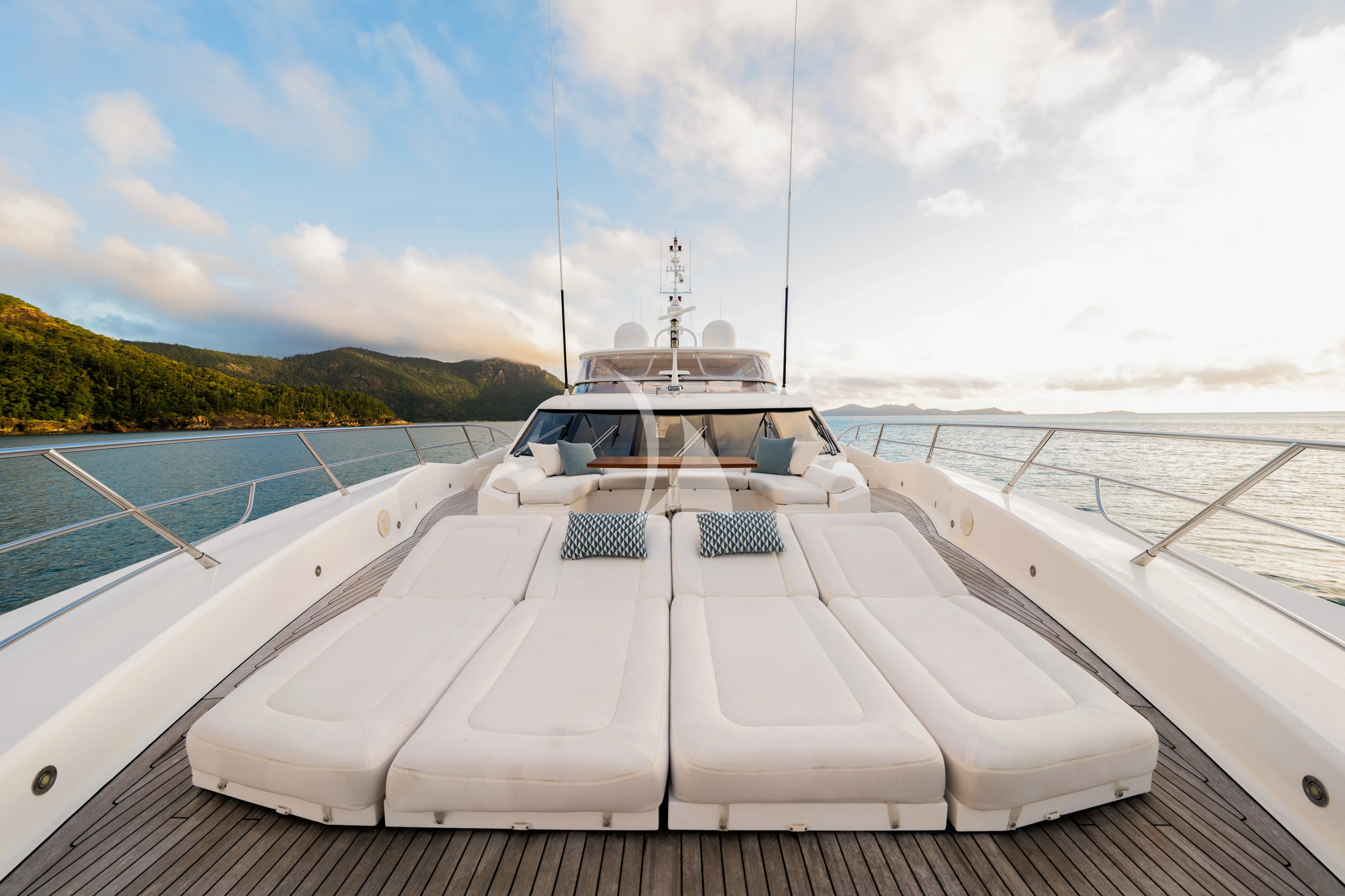 RASCAL – Exterior