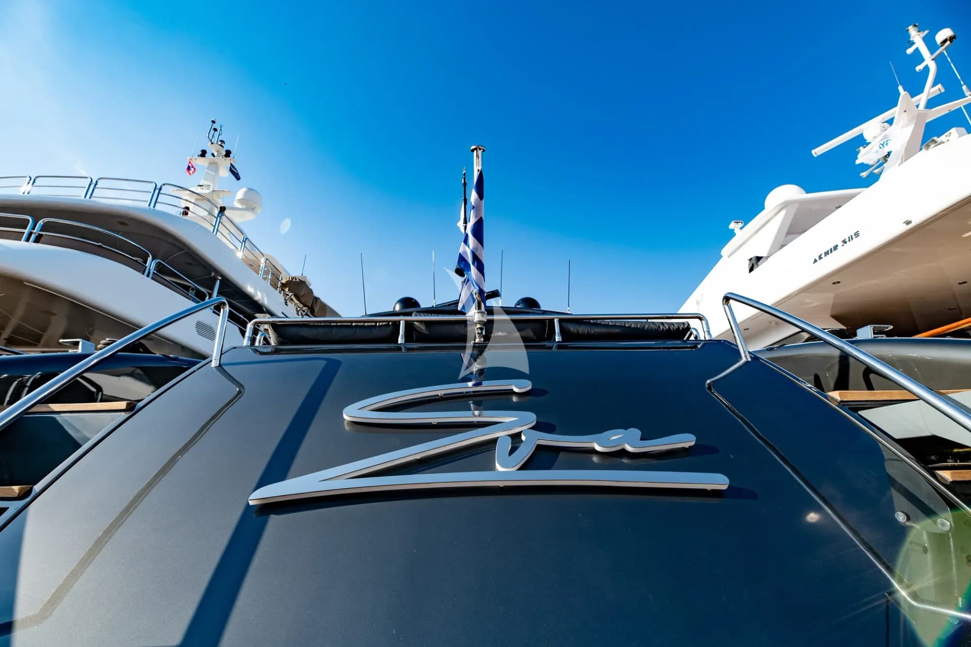 EVA – Exterior