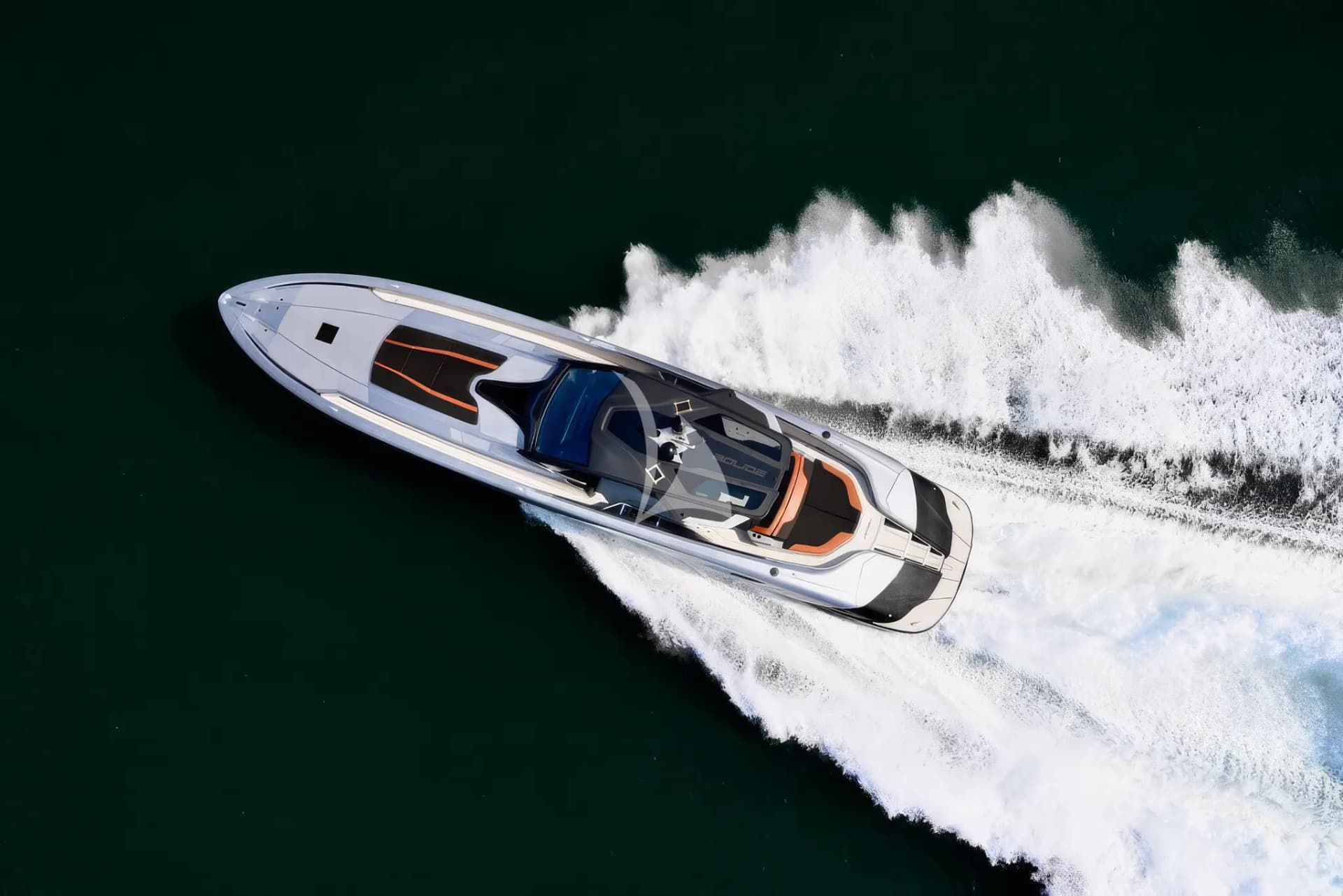 BOLIDE – Exterior