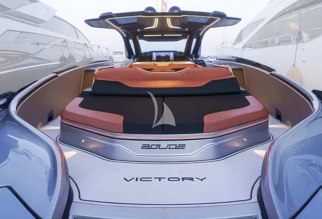 BOLIDE – Exterior