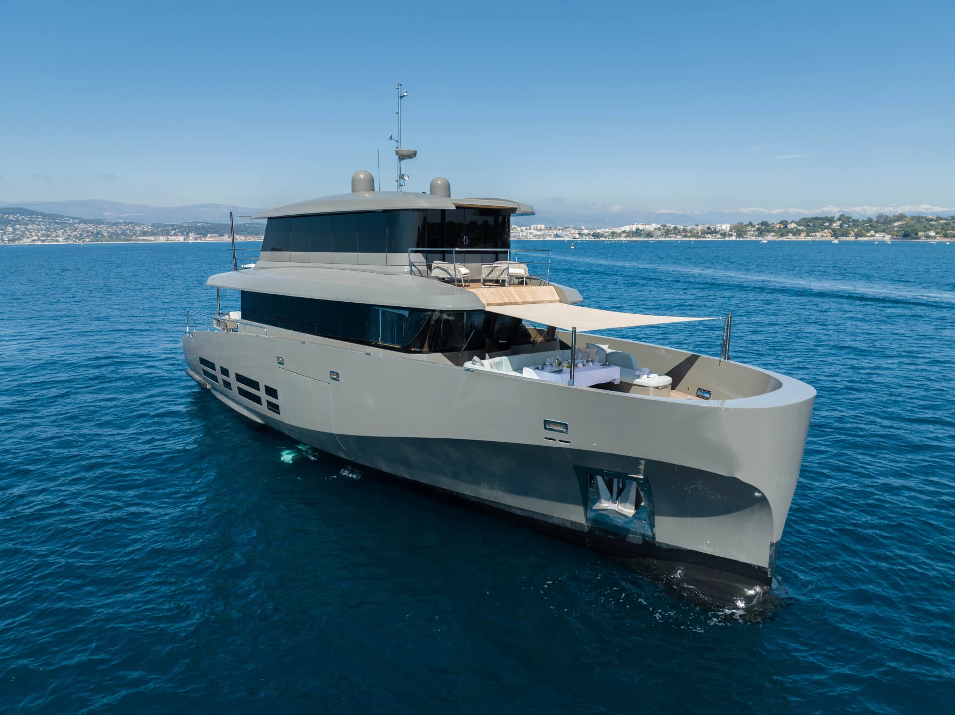 Kokonut's Wally – Exterior