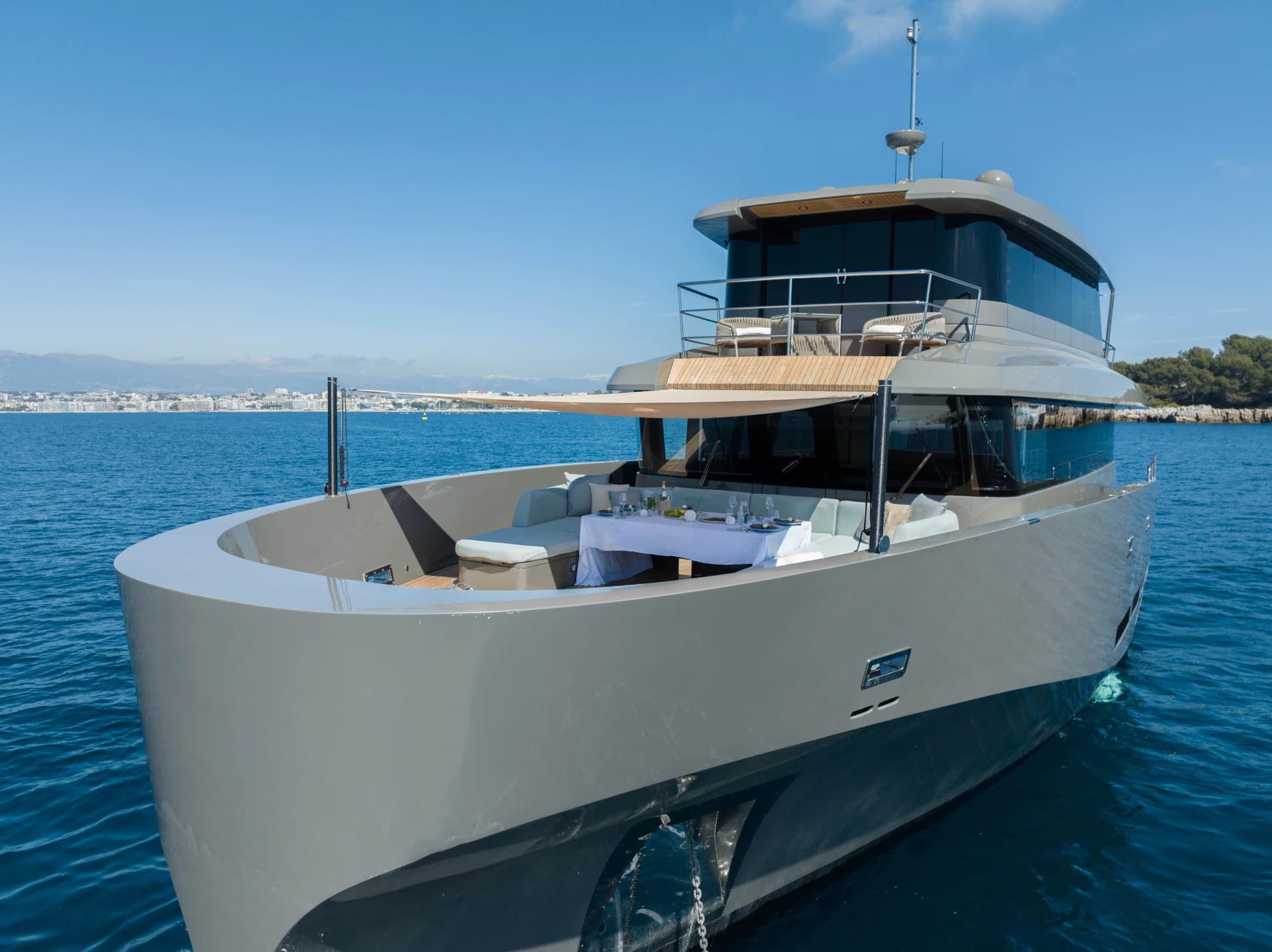 Kokonut's Wally – Exterior