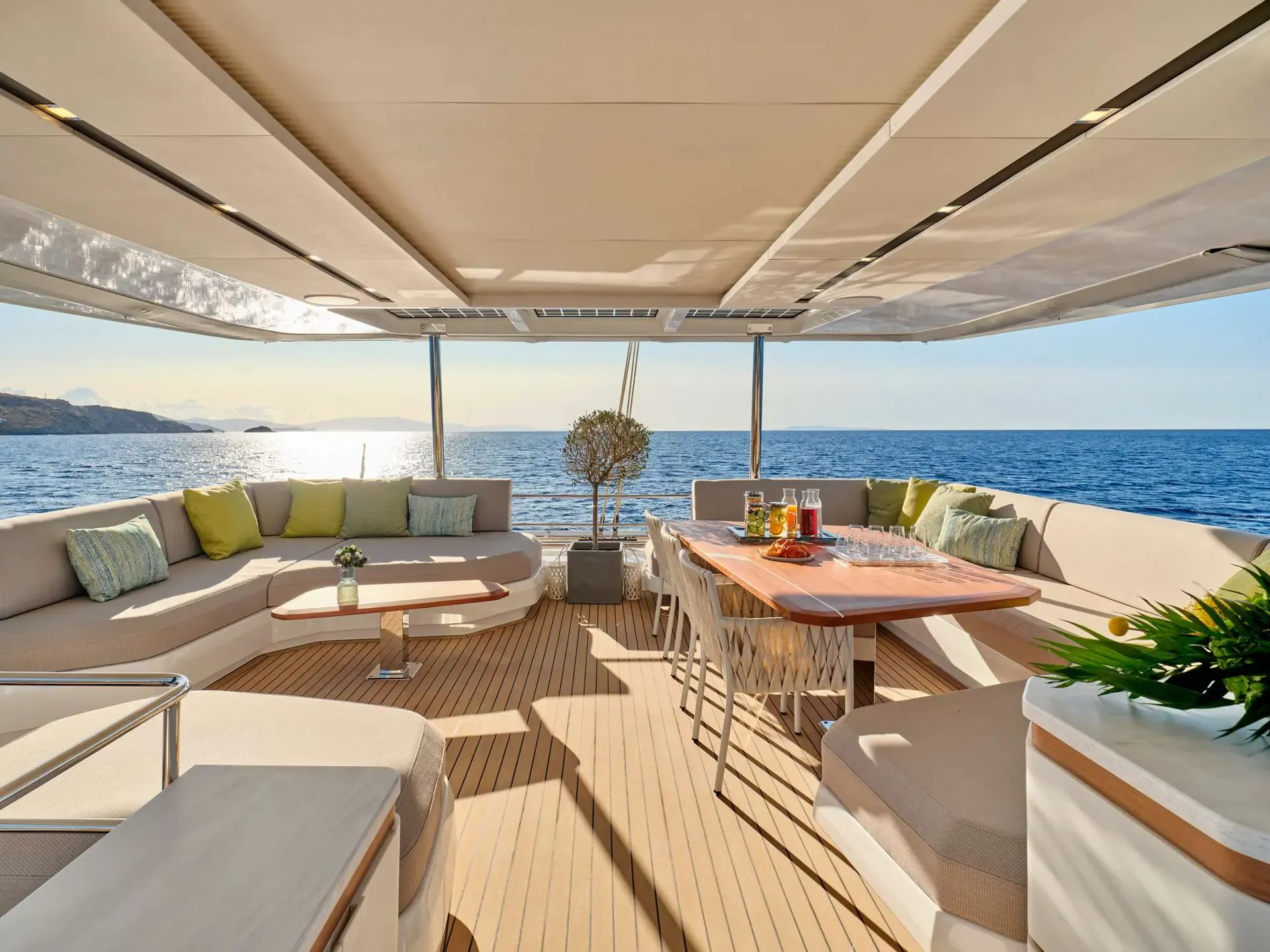 Fountaine Pajot Thira 80 | New model