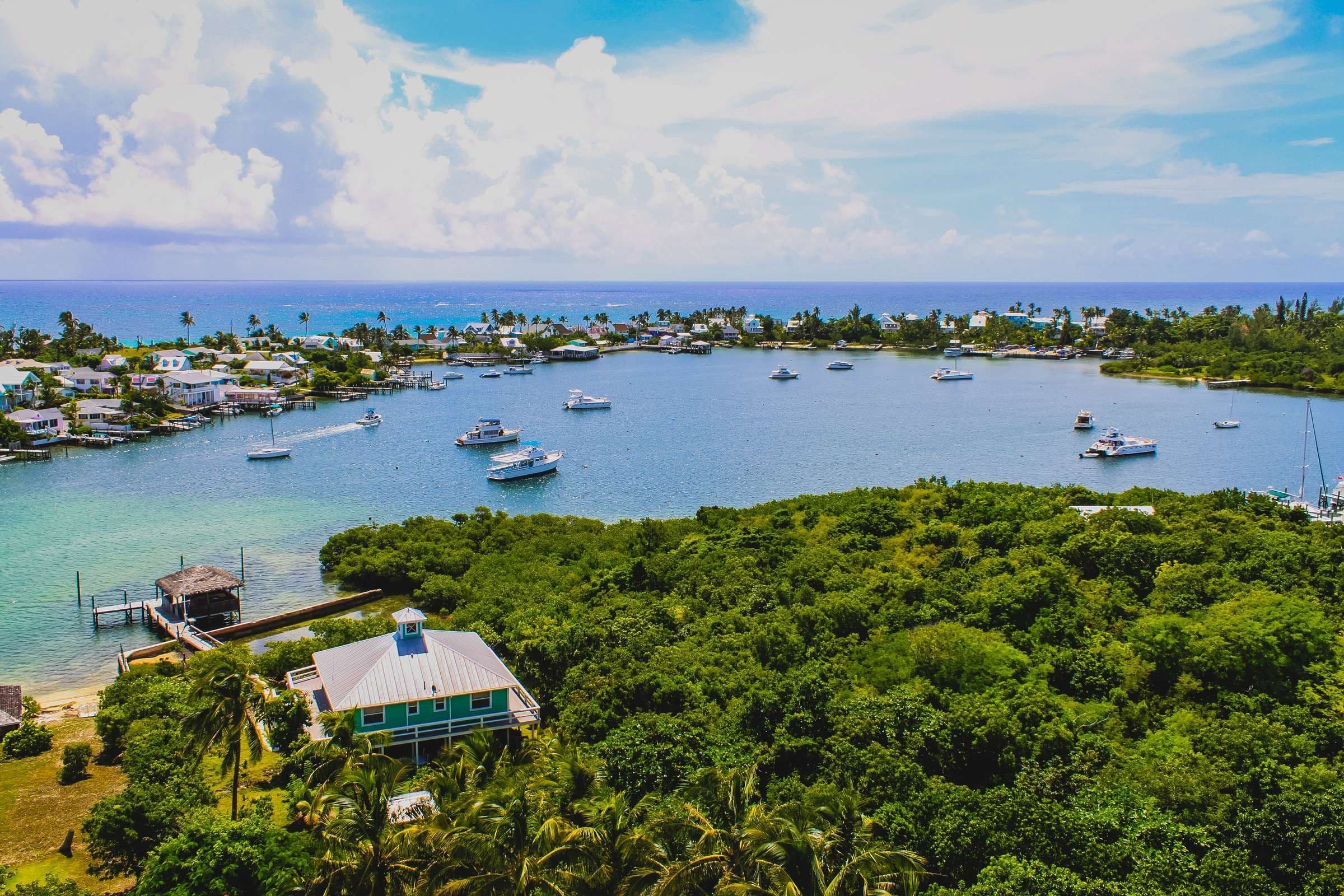 bahamas-abacos-boats-moored