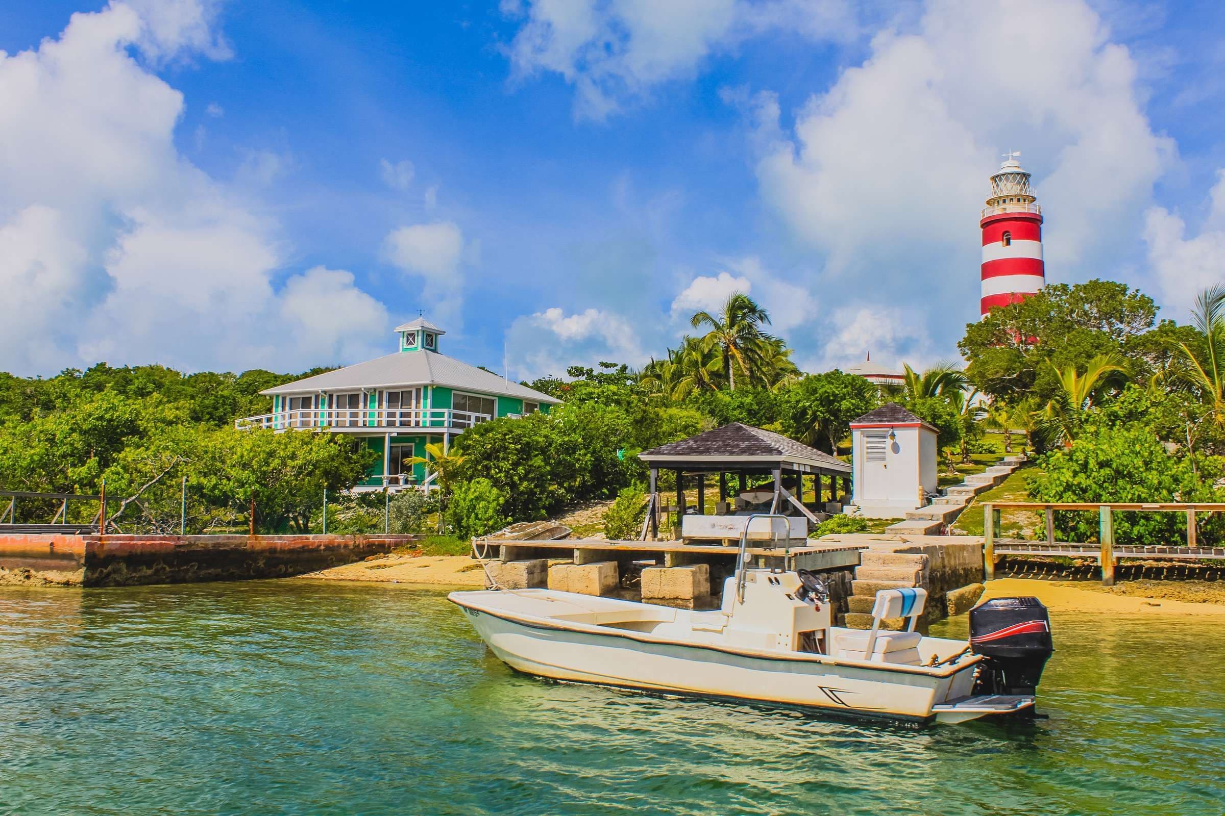 bahamas-abacos-lighthouse-dock