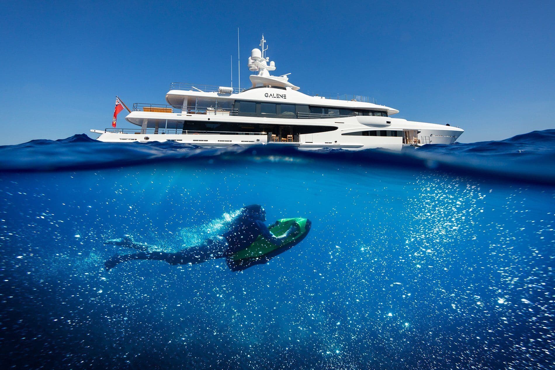 seabob-superyacht-underwater