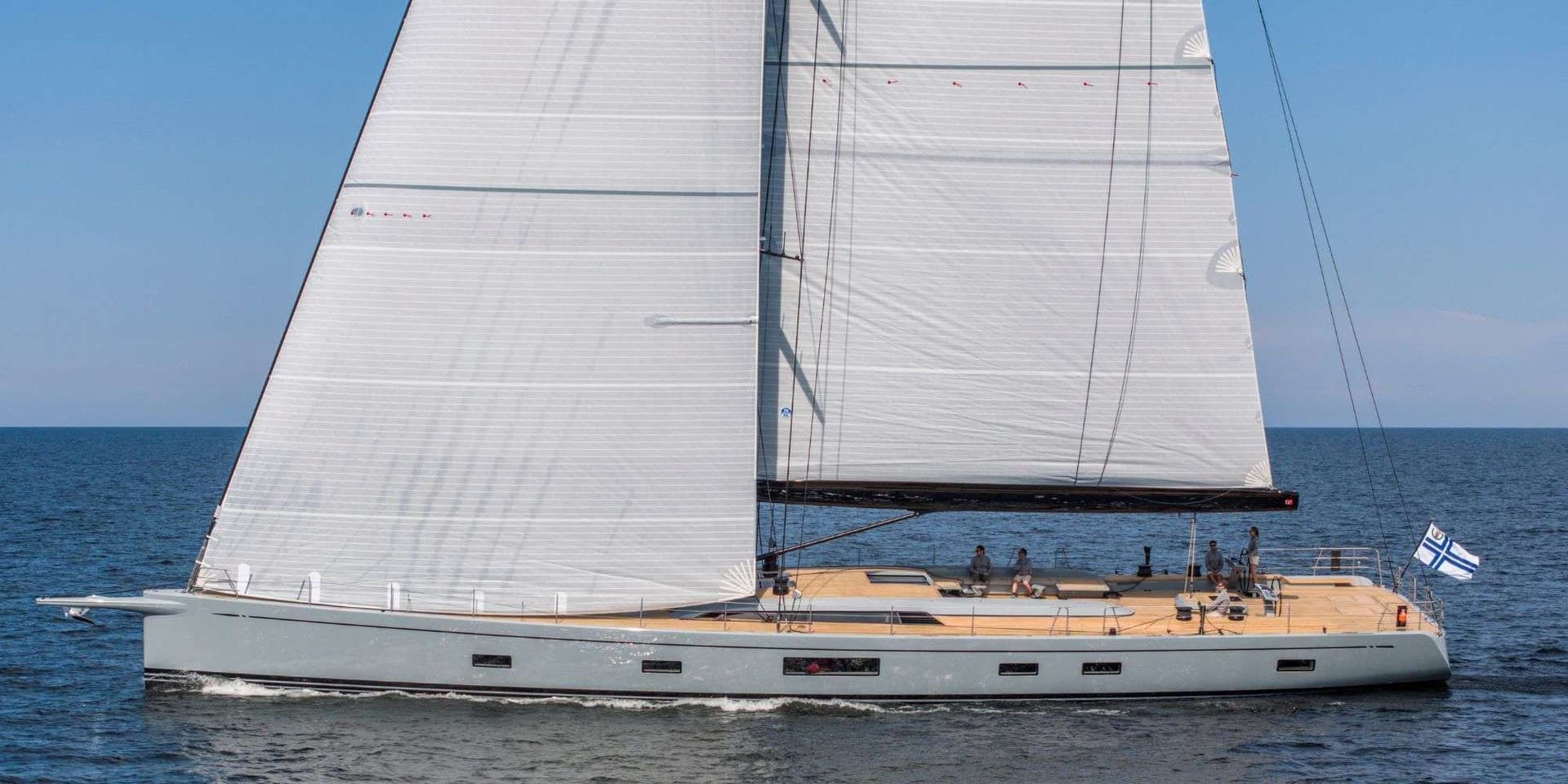 fancy-exterior-full-boat