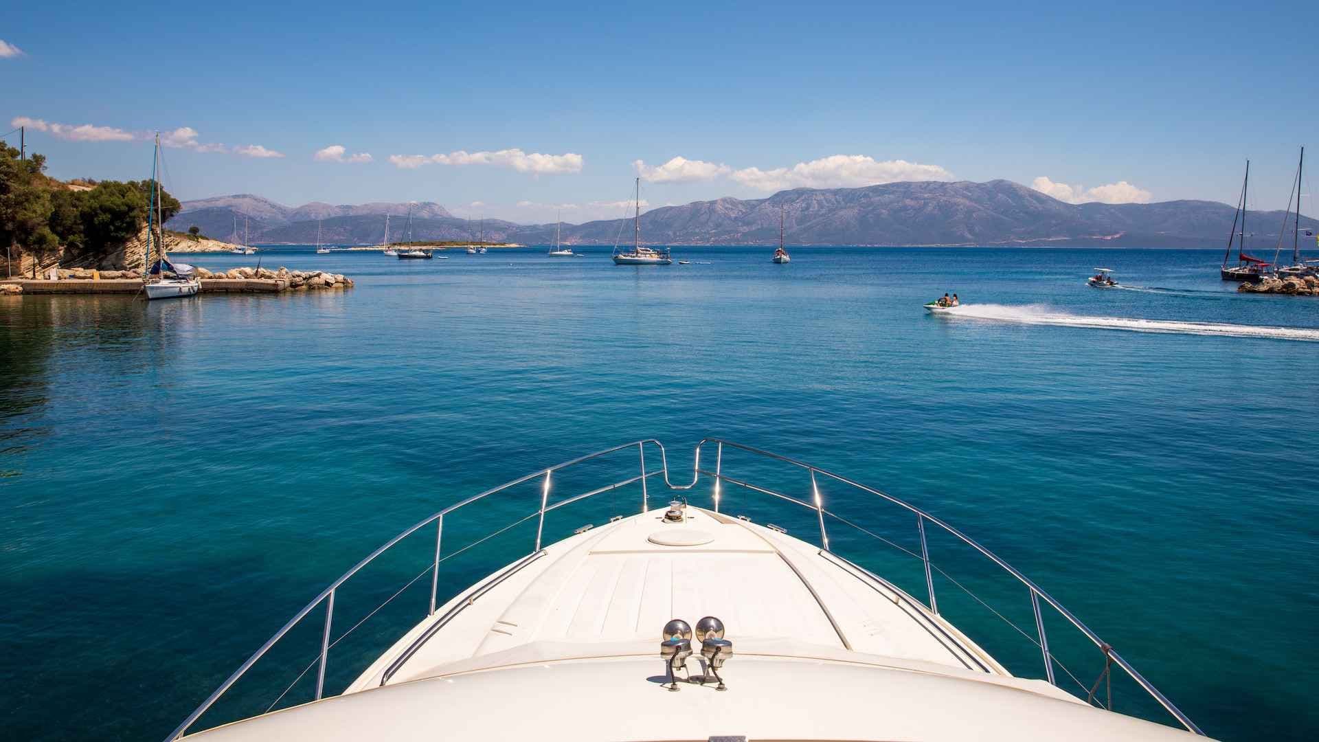 lefkas-kastos-harbour