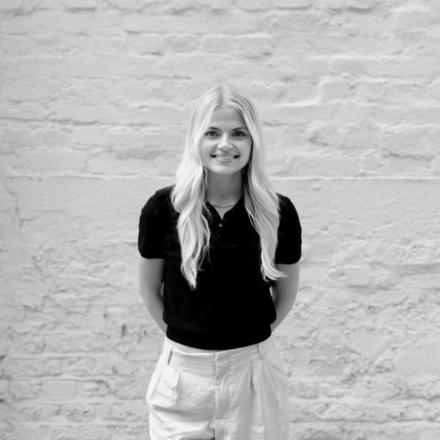 grace-wood-black-and-white