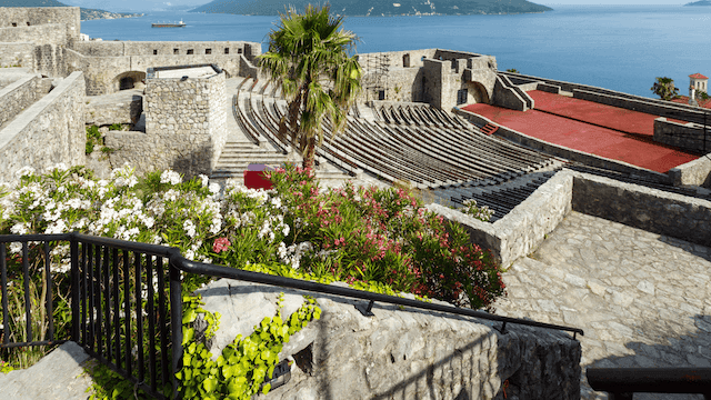 herceg novi forte mare castle