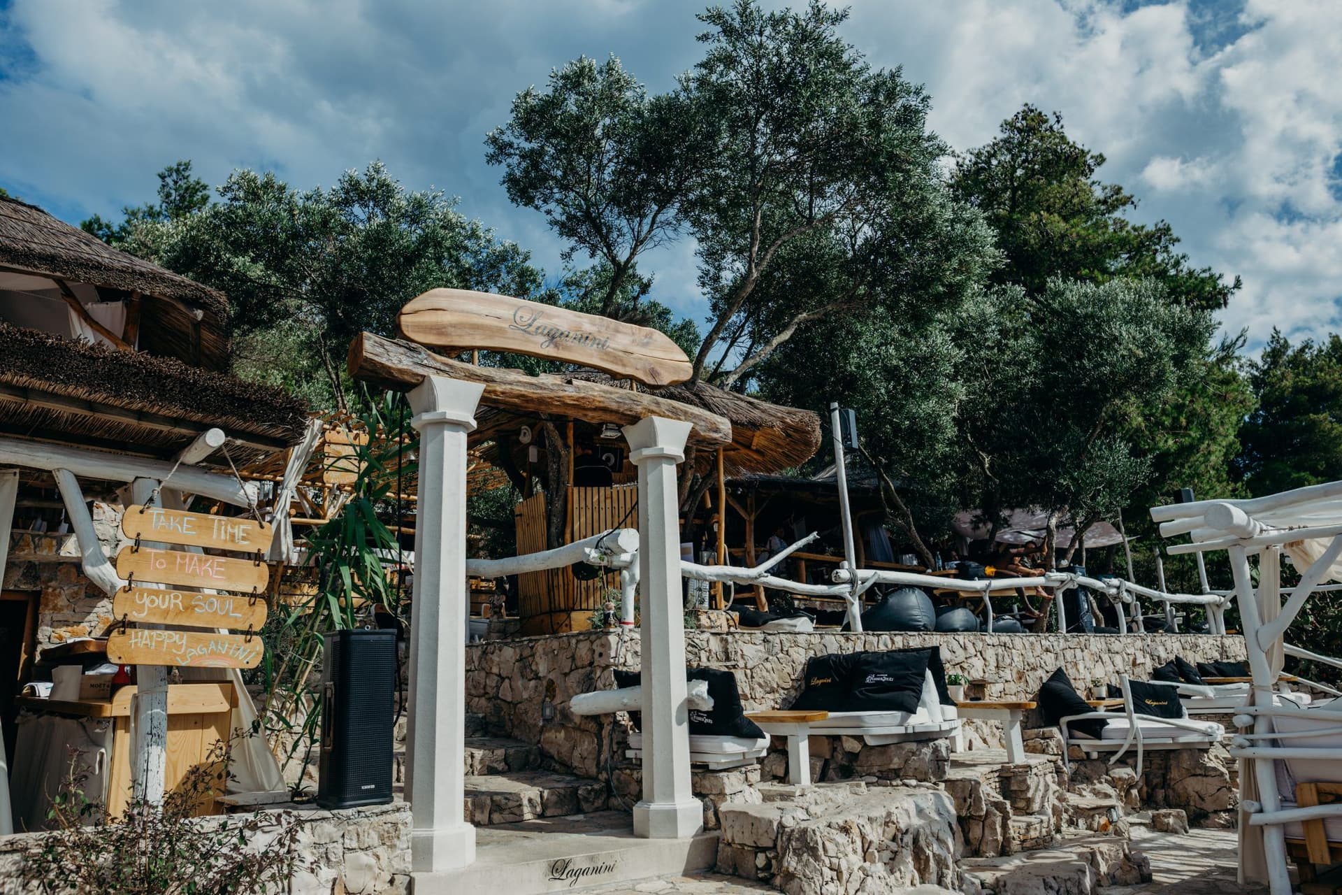 Laganini Bar & Restaurant