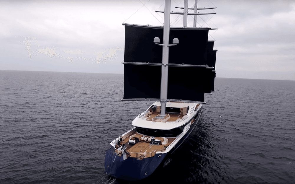 black pearl from astern exterior
